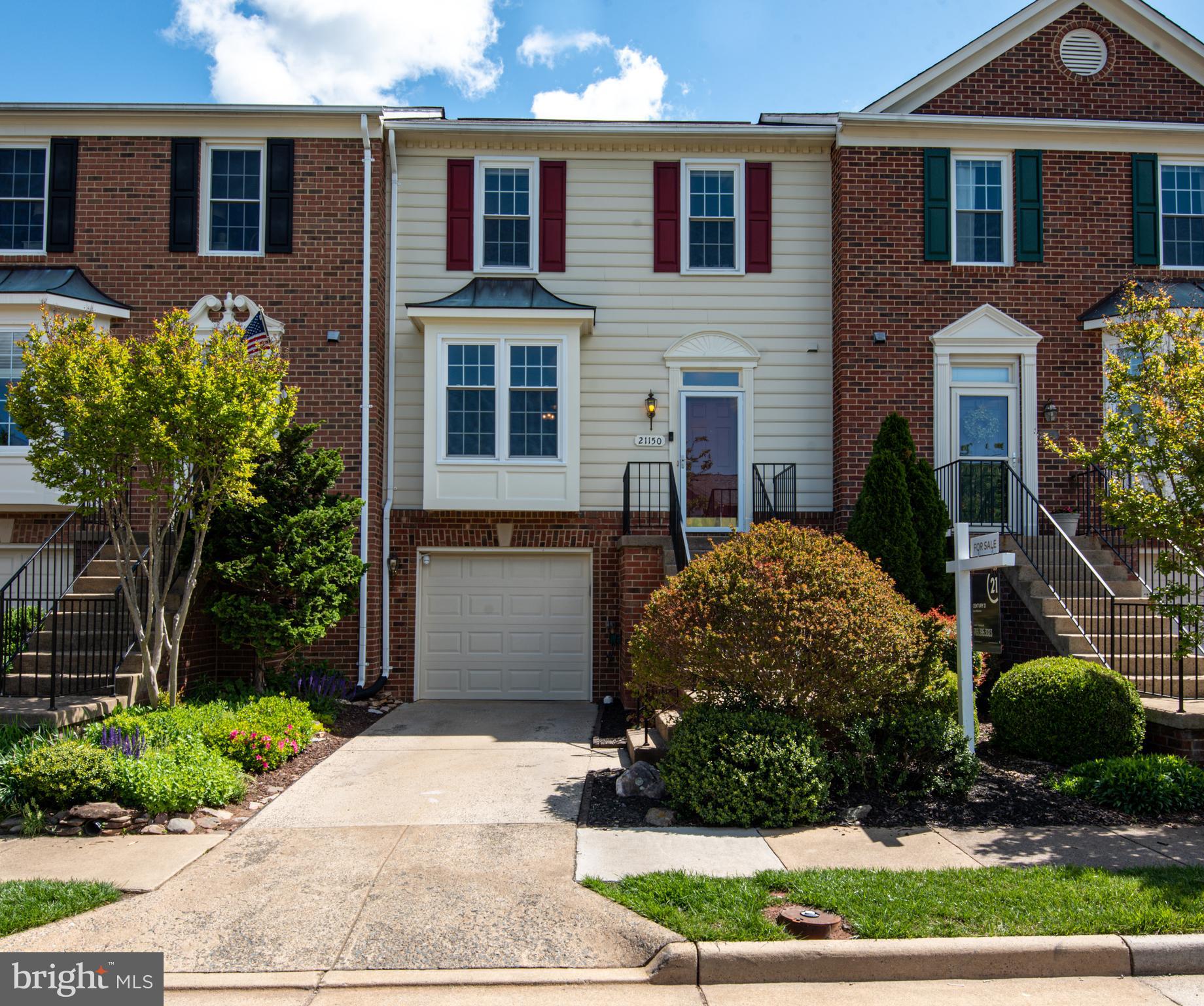 ASHBURN FARM - Residential