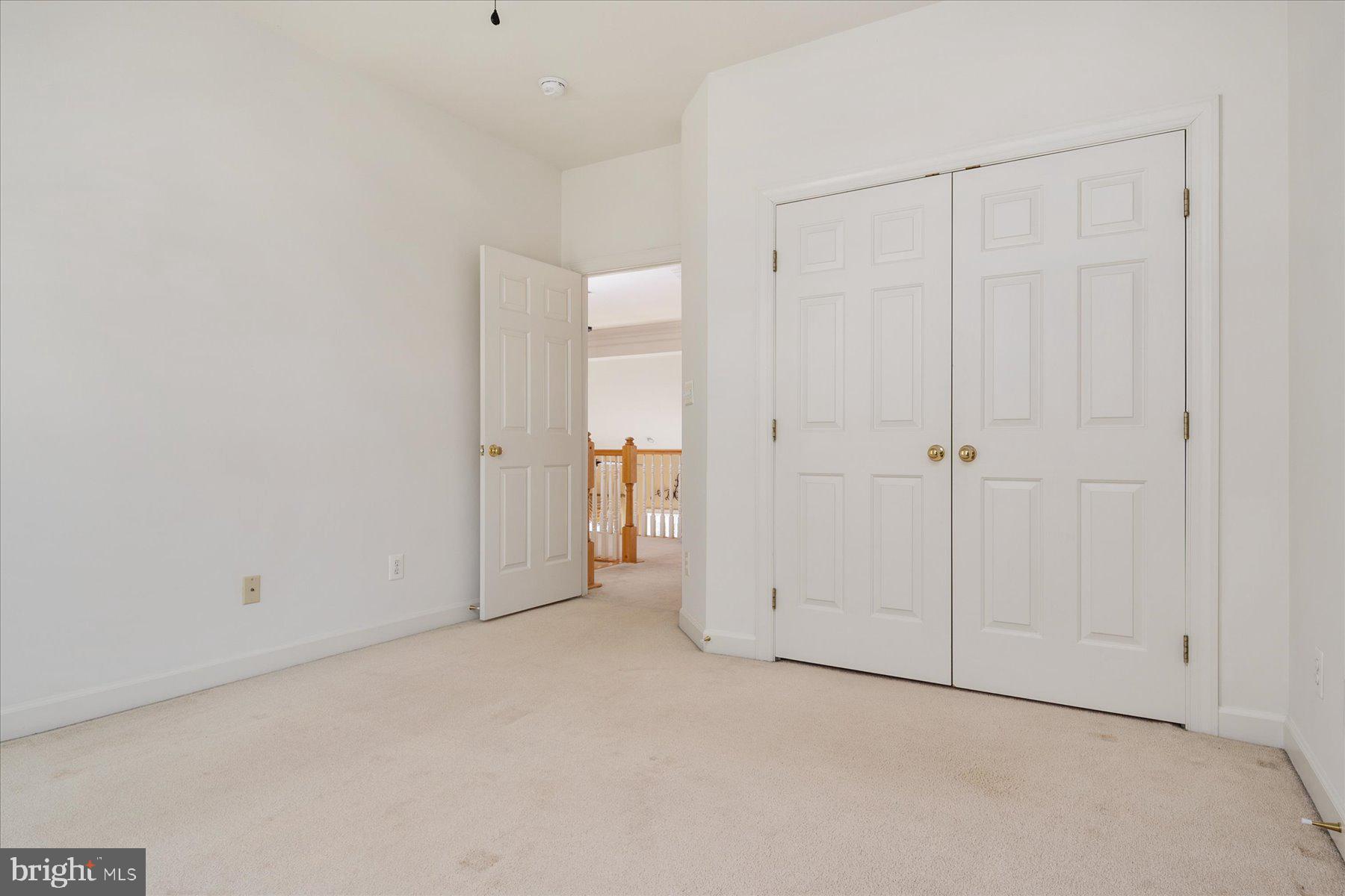 RESERVOIR OVERLOOK - Residential Lease