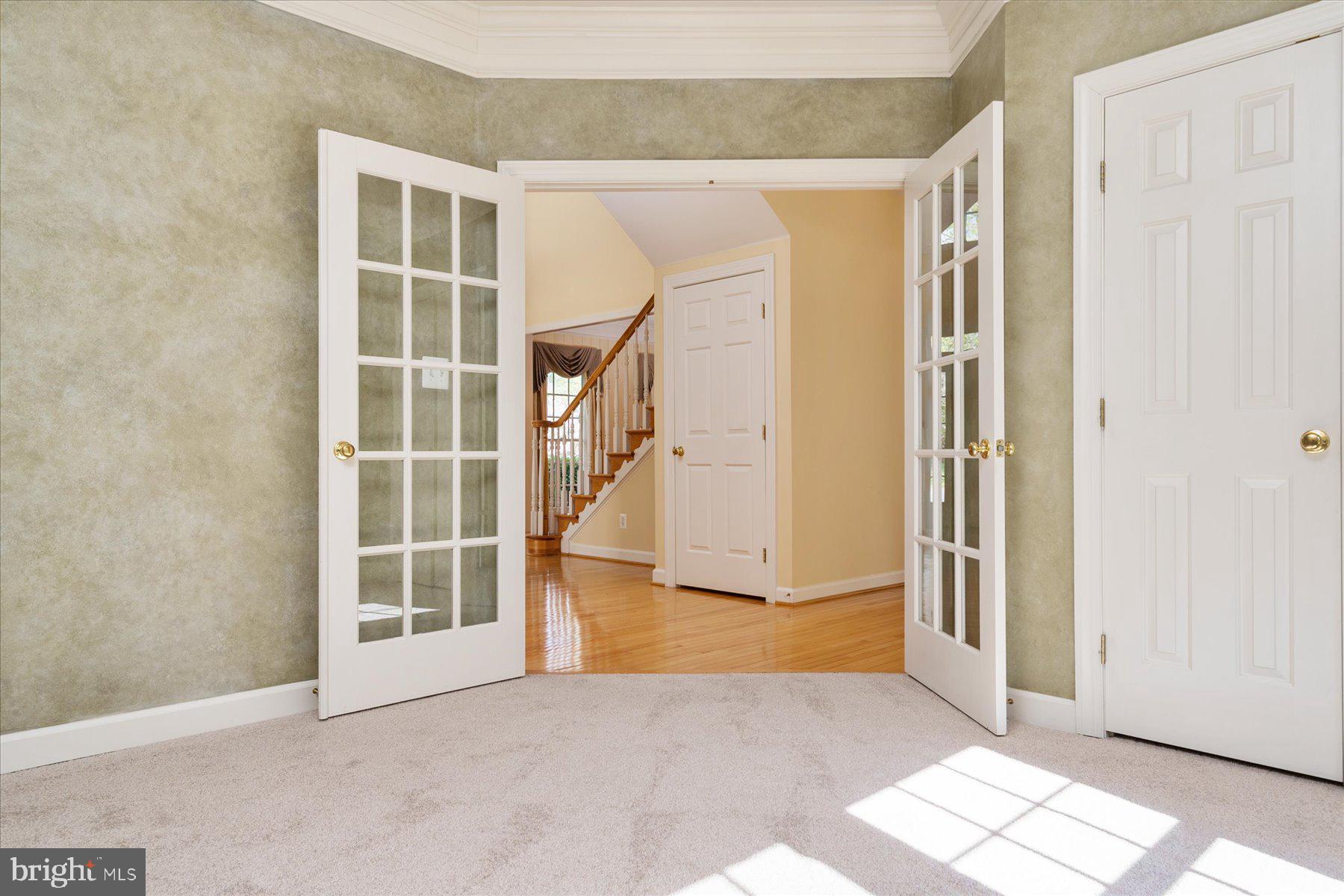 RESERVOIR OVERLOOK - Residential Lease