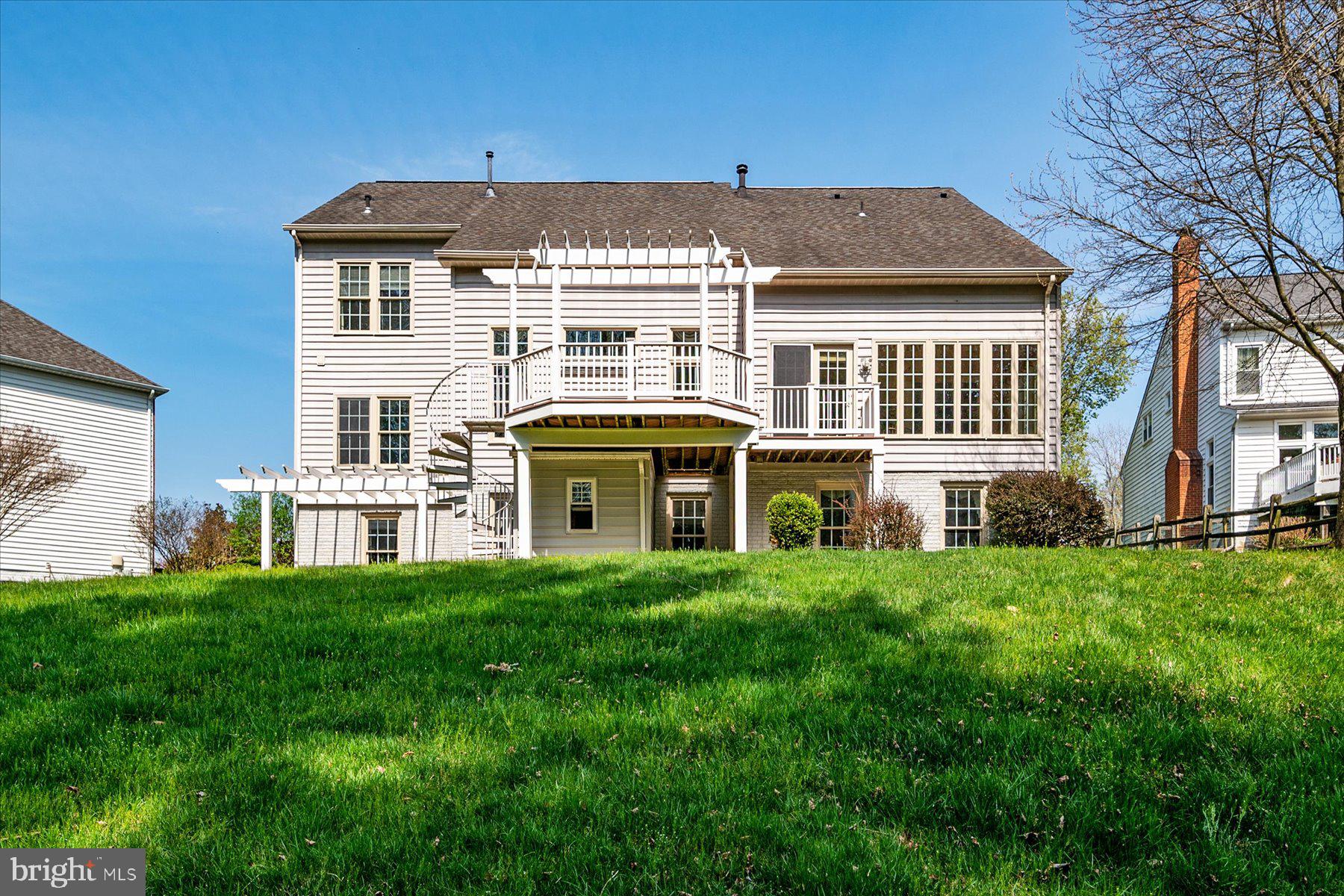 RESERVOIR OVERLOOK - Residential Lease