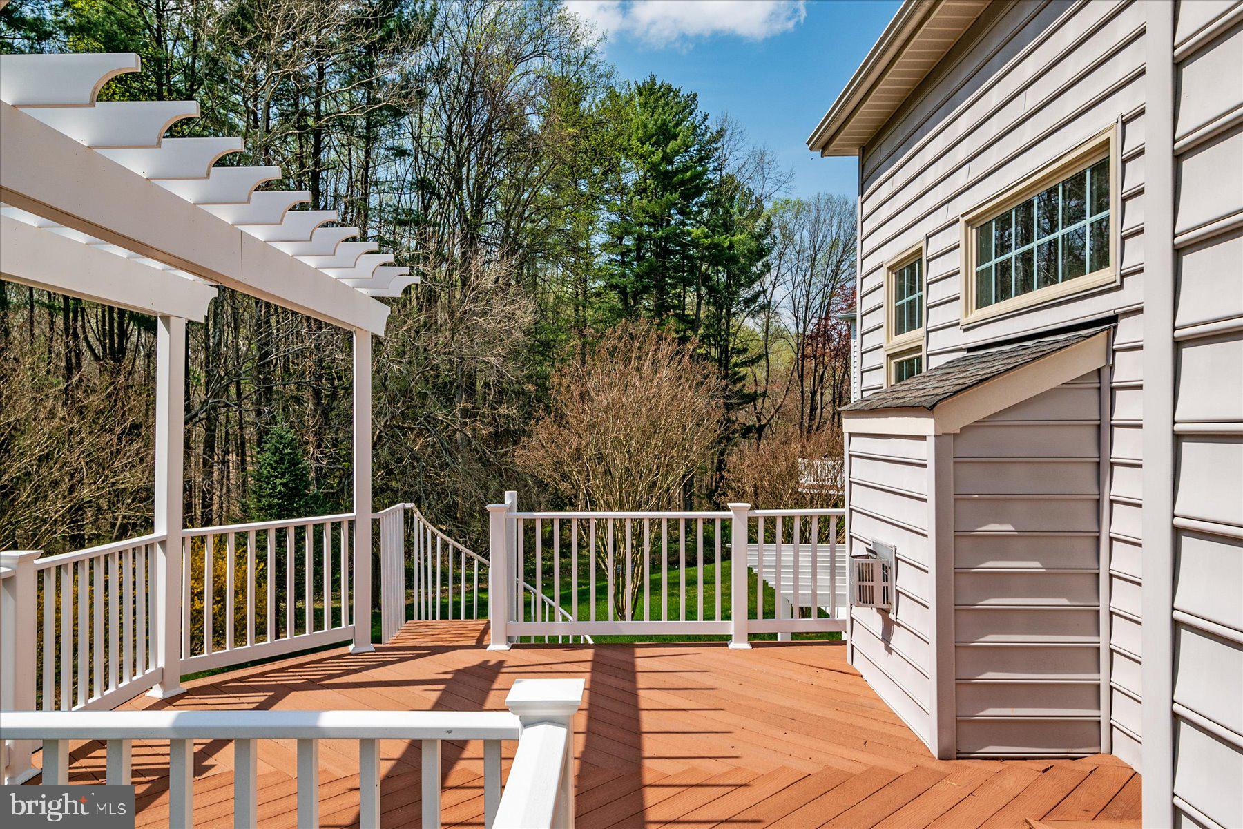 RESERVOIR OVERLOOK - Residential Lease