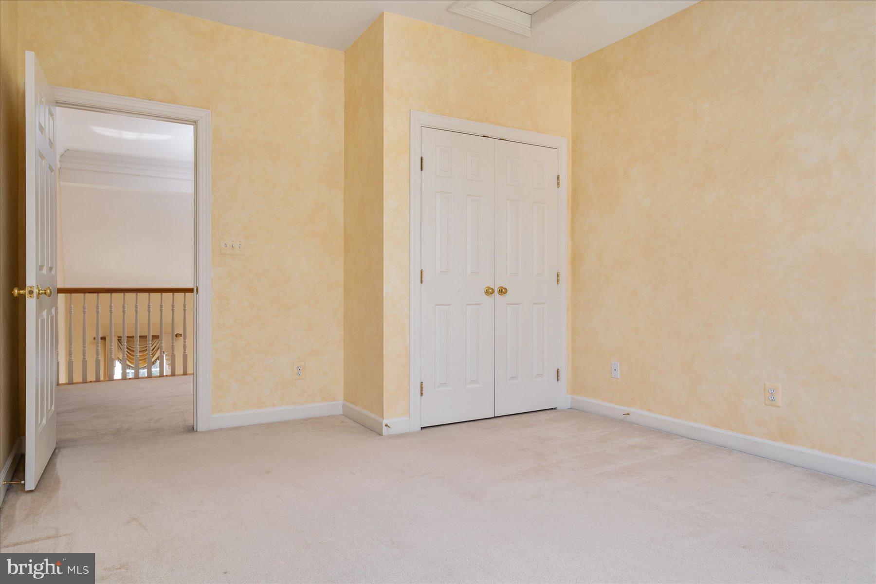 RESERVOIR OVERLOOK - Residential Lease