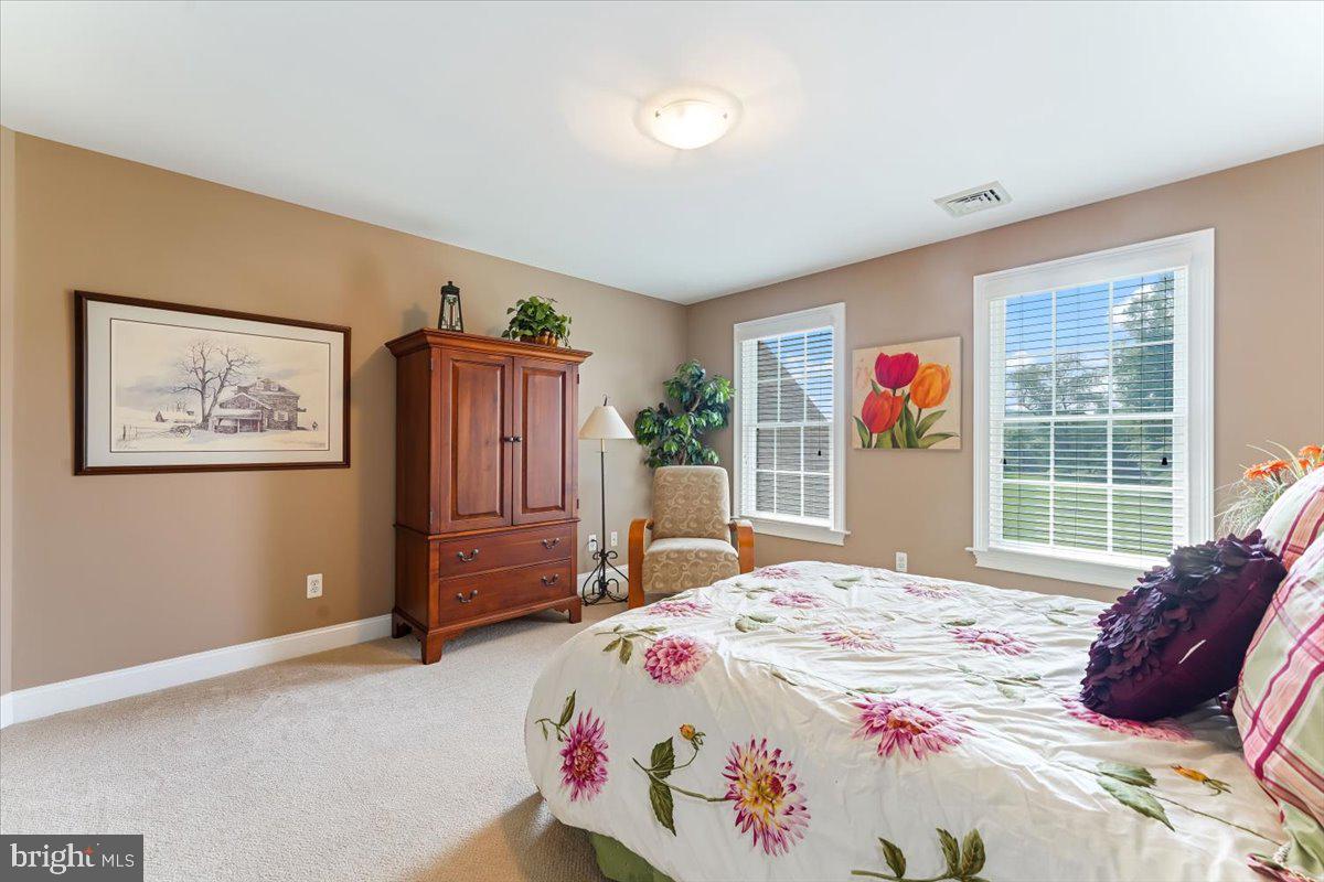 OSBORNE PLACE - Residential