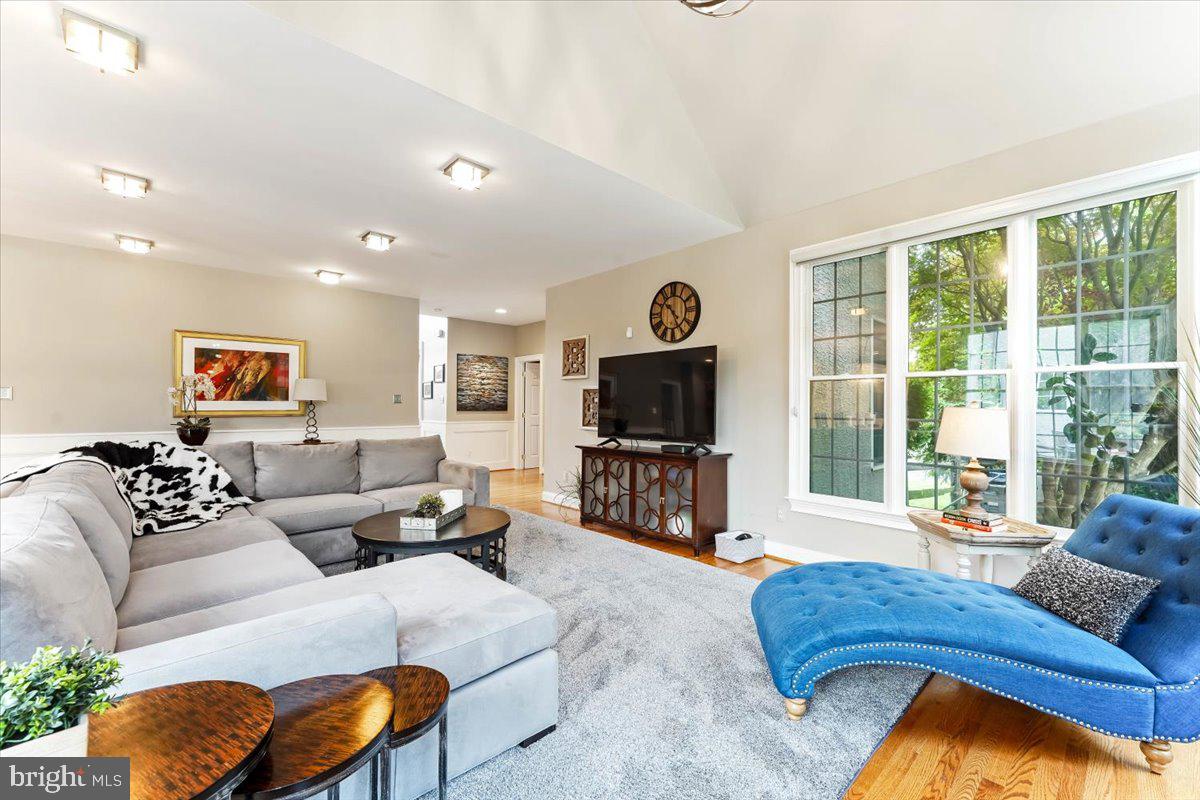 OSBORNE PLACE - Residential