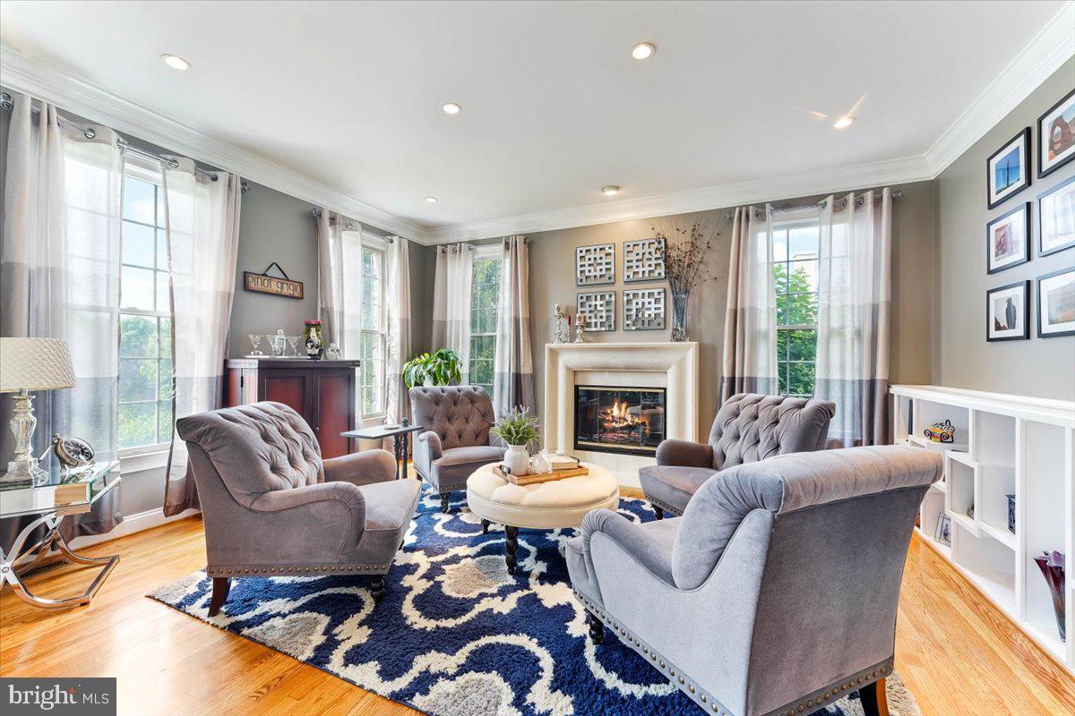 OSBORNE PLACE - Residential