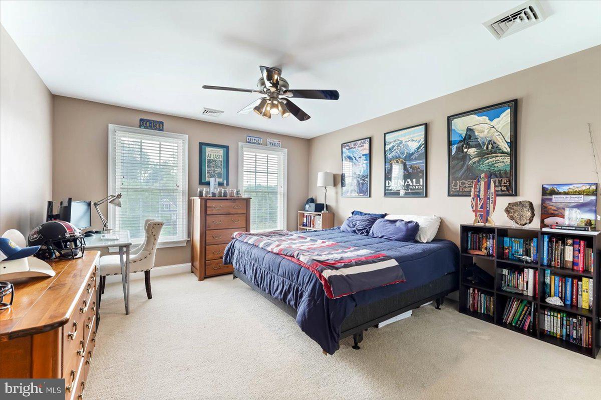 OSBORNE PLACE - Residential