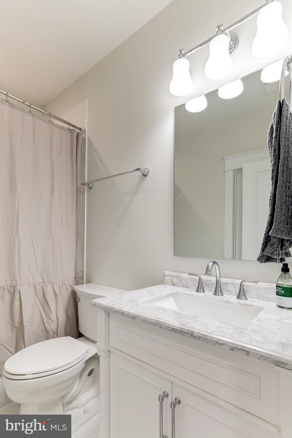 PARKER GRAY - Residential Lease