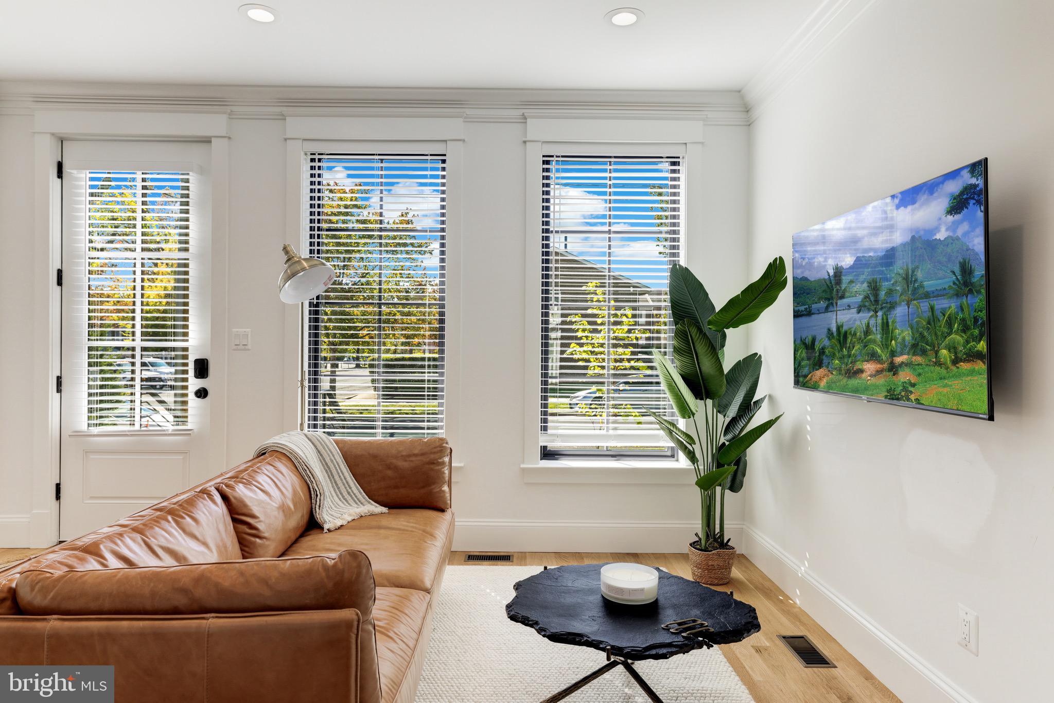 PARKER GRAY - Residential Lease