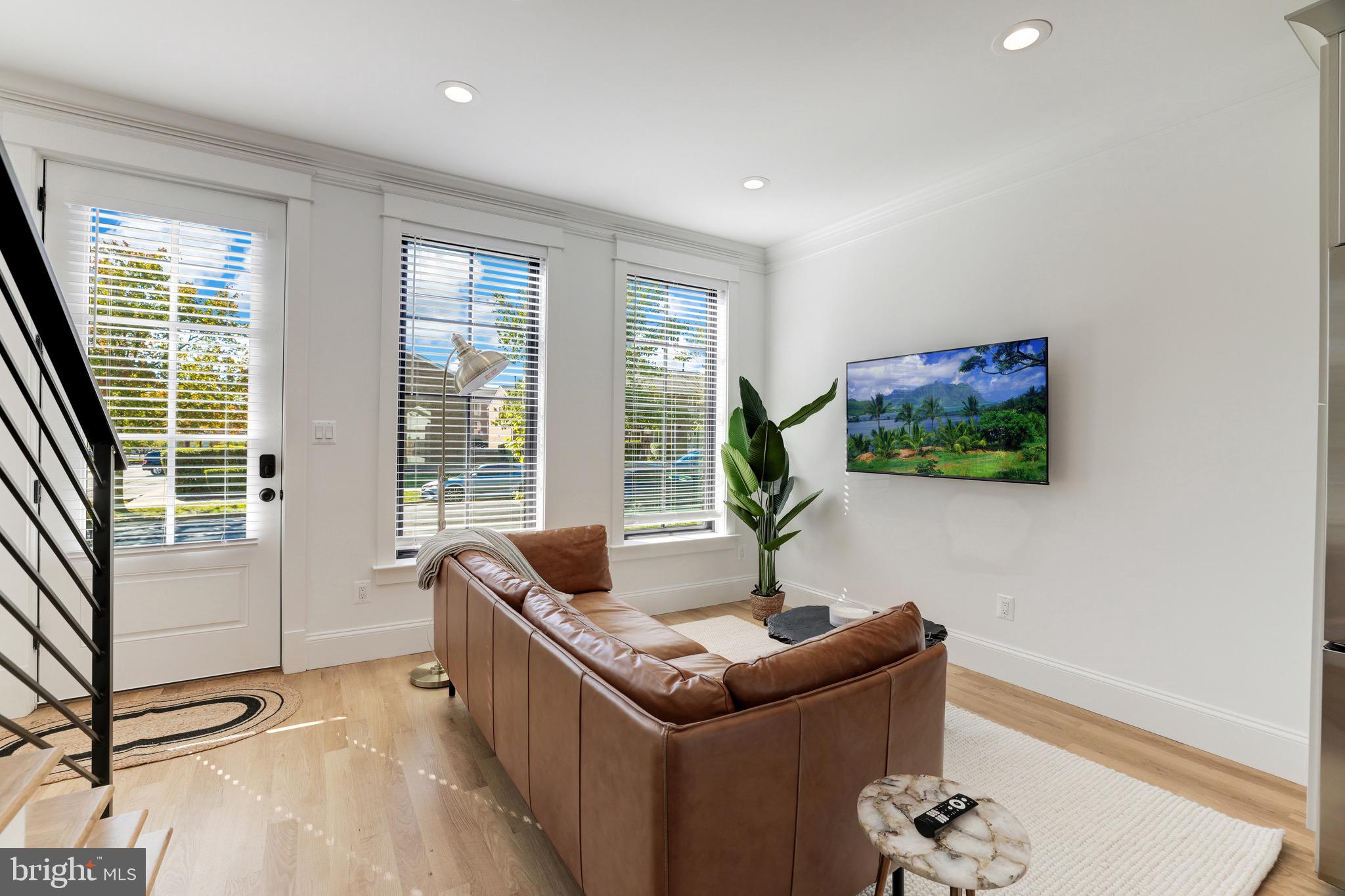 PARKER GRAY - Residential Lease