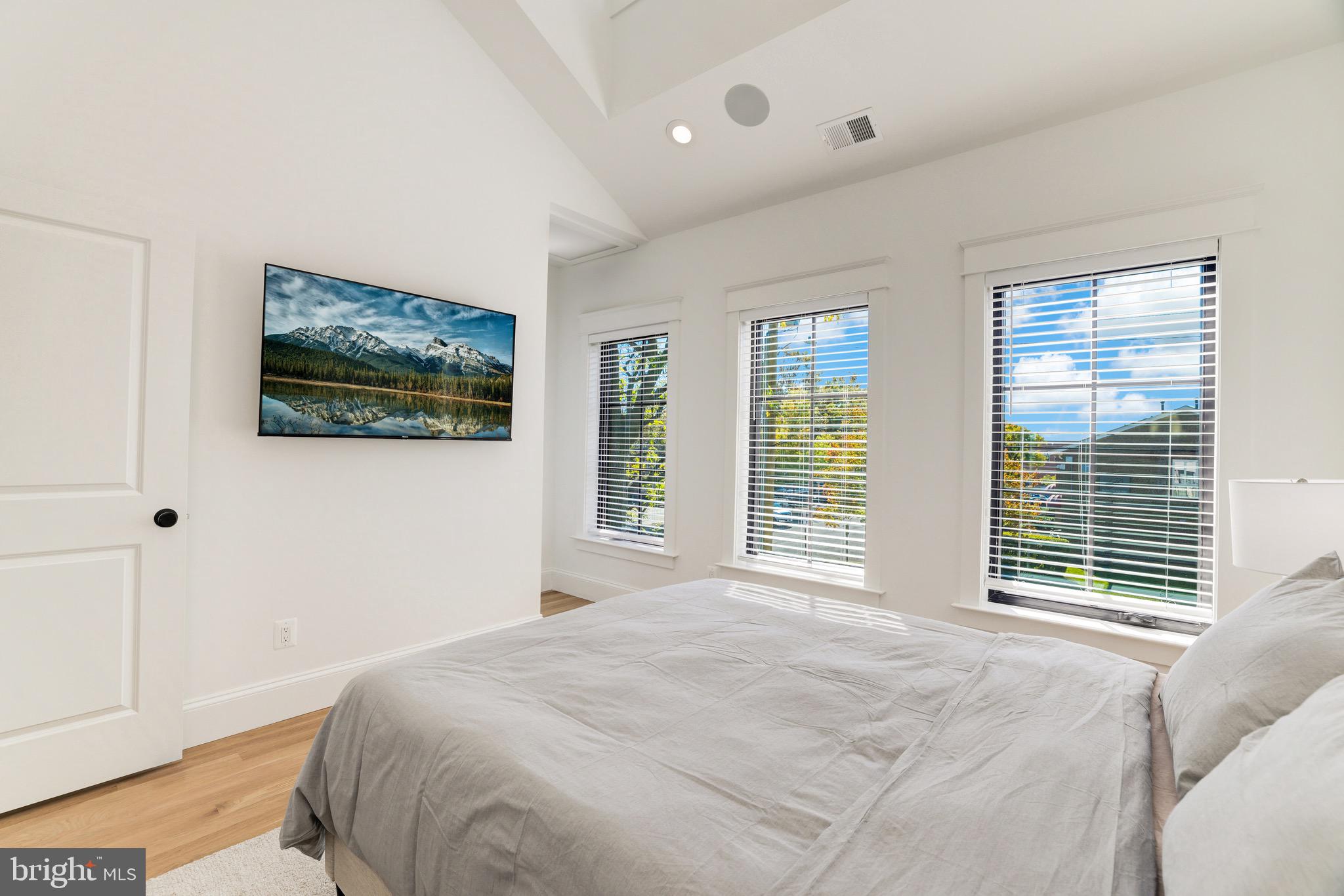 PARKER GRAY - Residential Lease