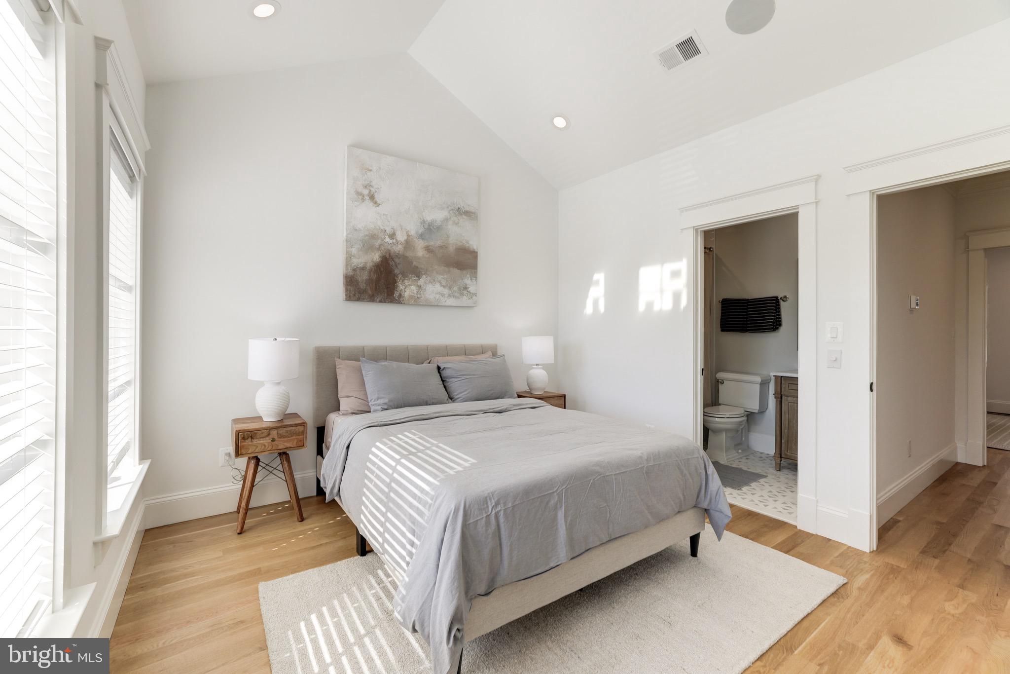 PARKER GRAY - Residential Lease