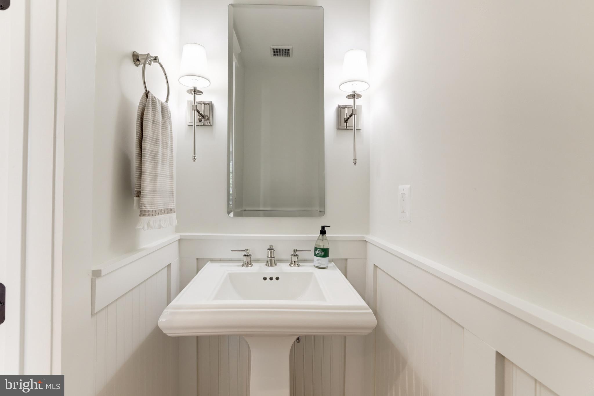 PARKER GRAY - Residential Lease