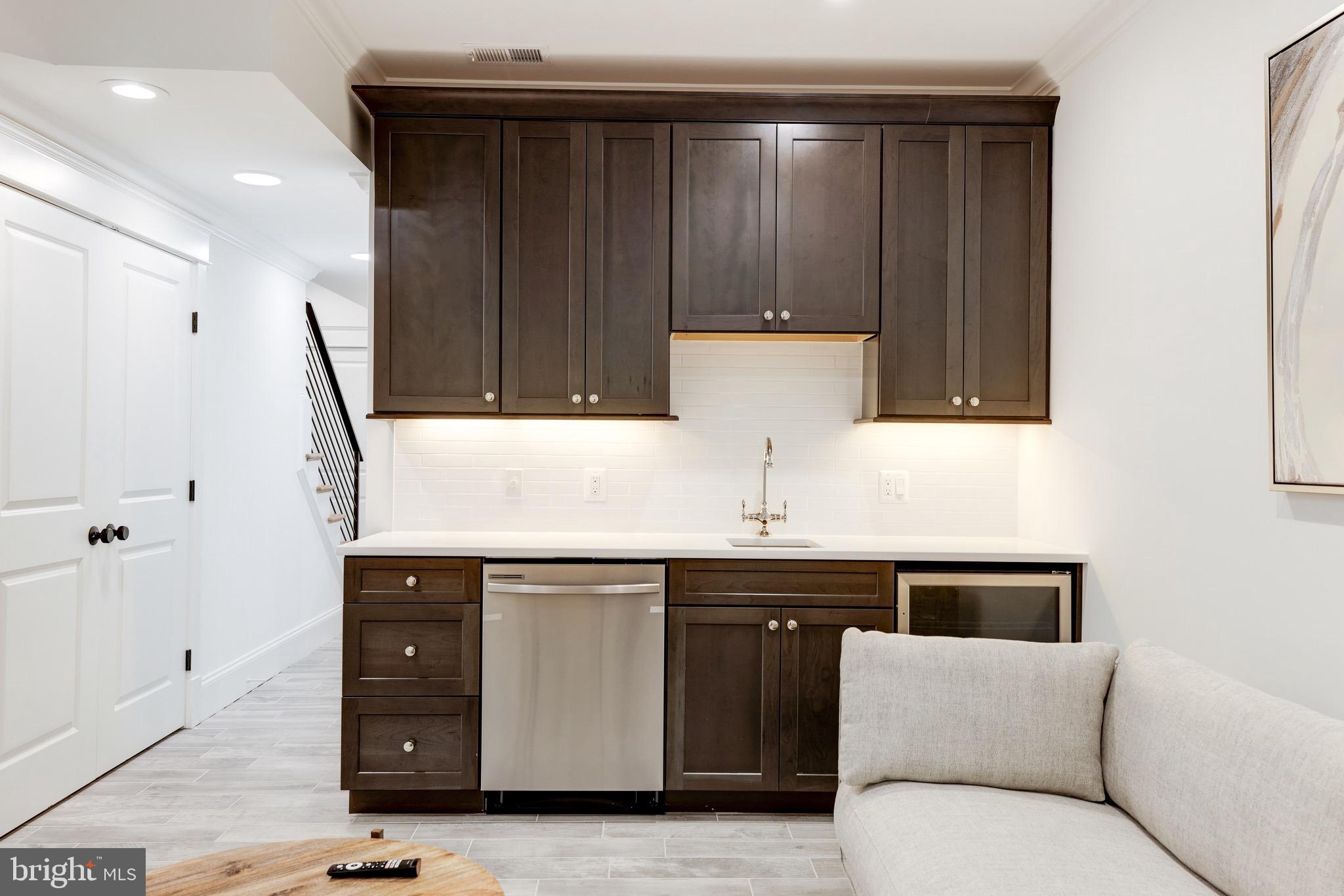 PARKER GRAY - Residential Lease