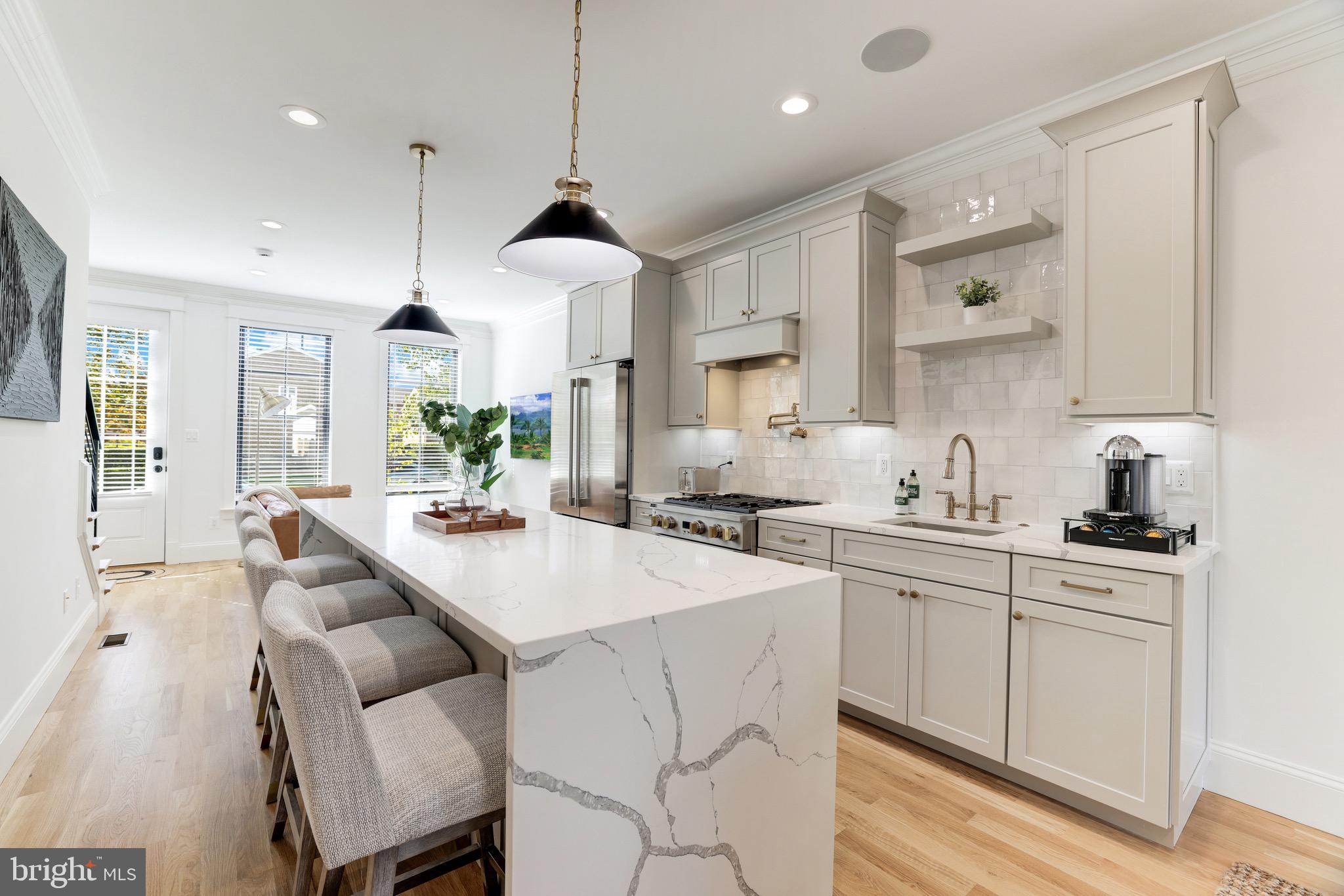 PARKER GRAY - Residential Lease