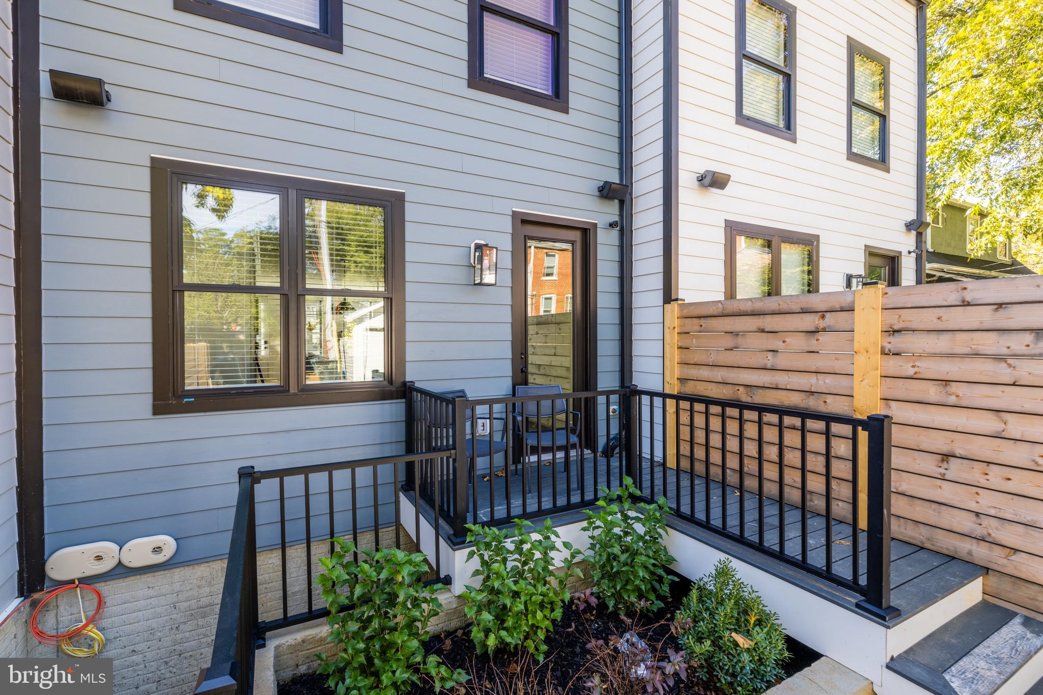 PARKER GRAY - Residential Lease