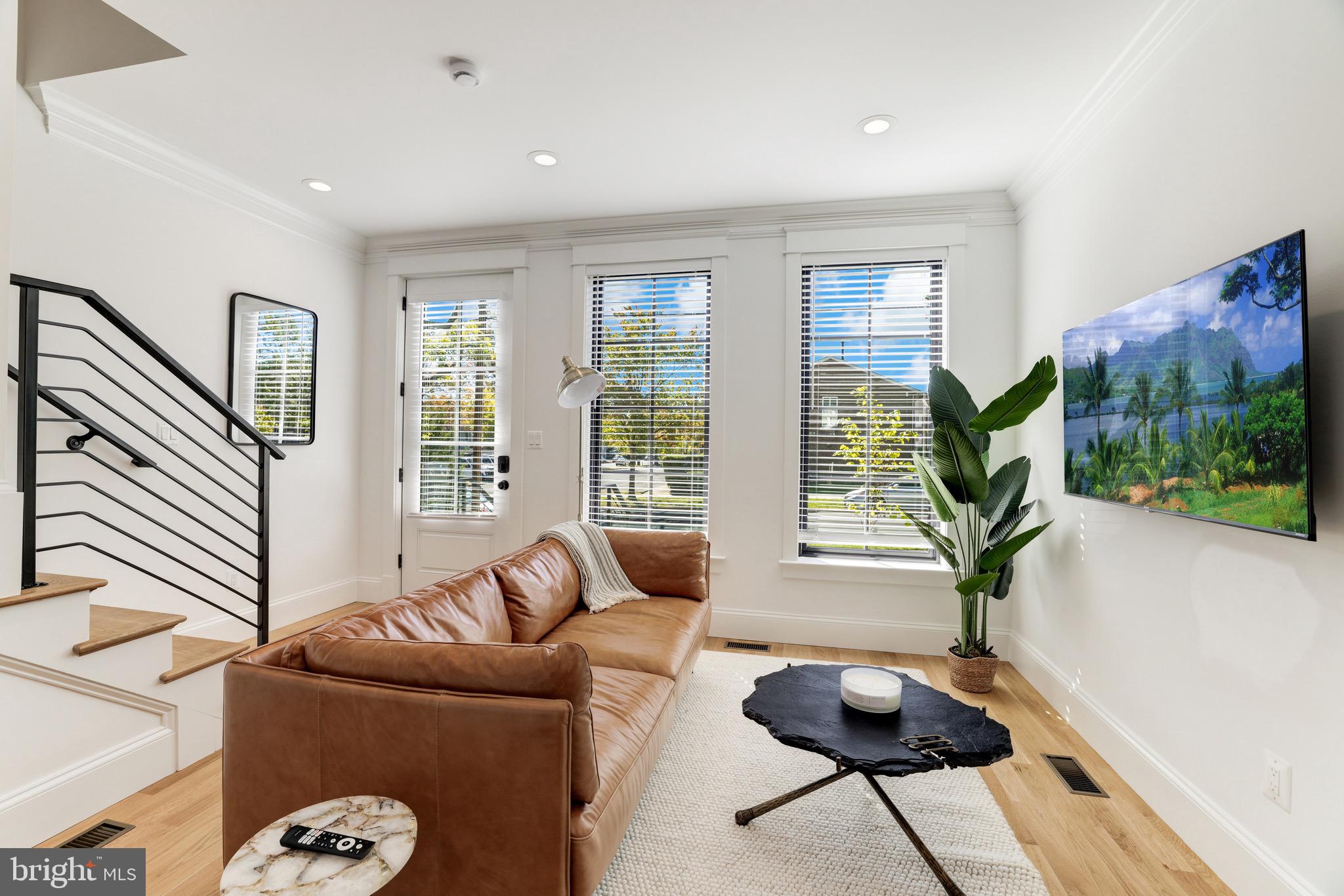 PARKER GRAY - Residential Lease