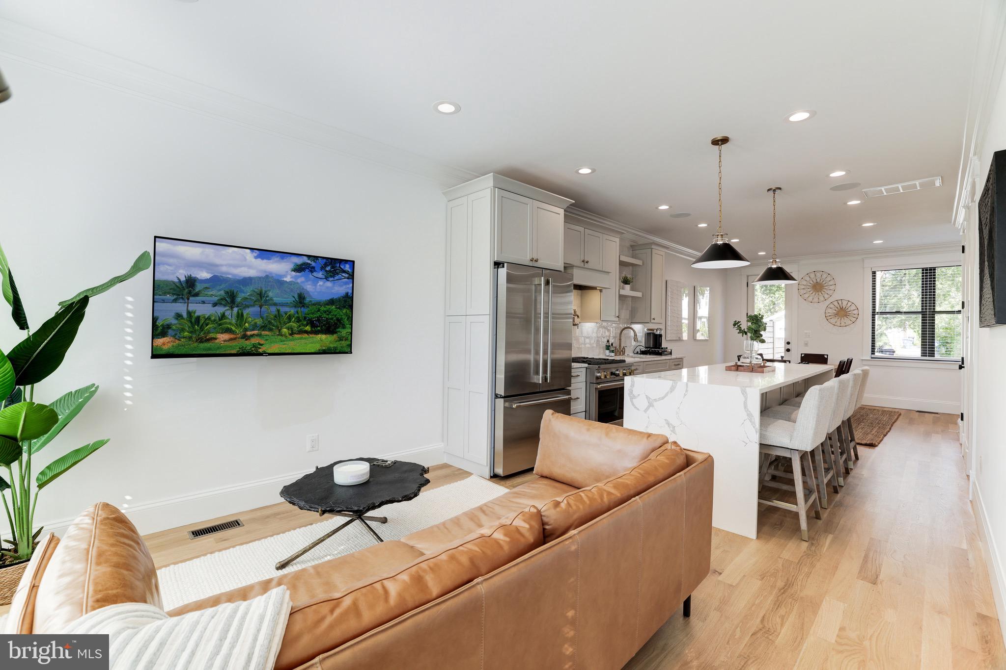 PARKER GRAY - Residential Lease