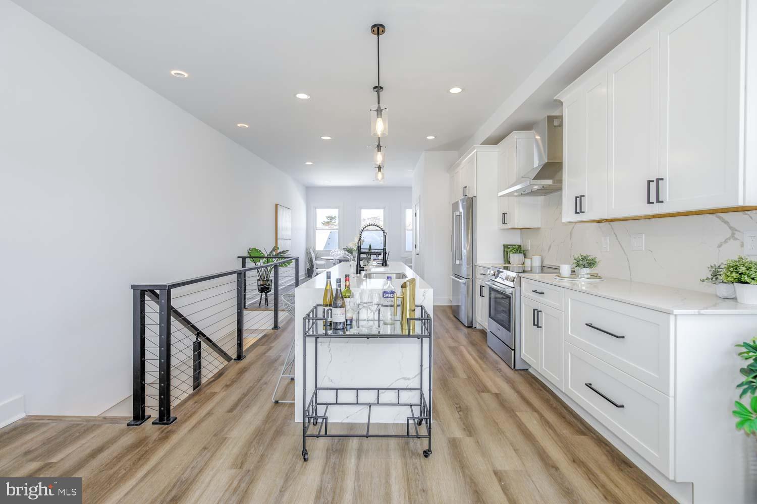 424 TAYLOR STREET NW B