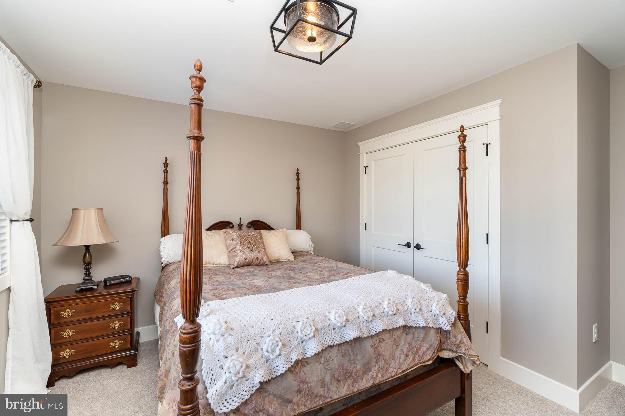 STONEHILL FARM - Residential