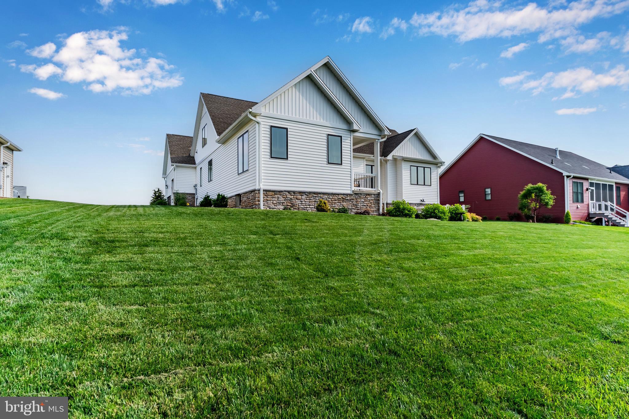 STONEHILL FARM - Residential
