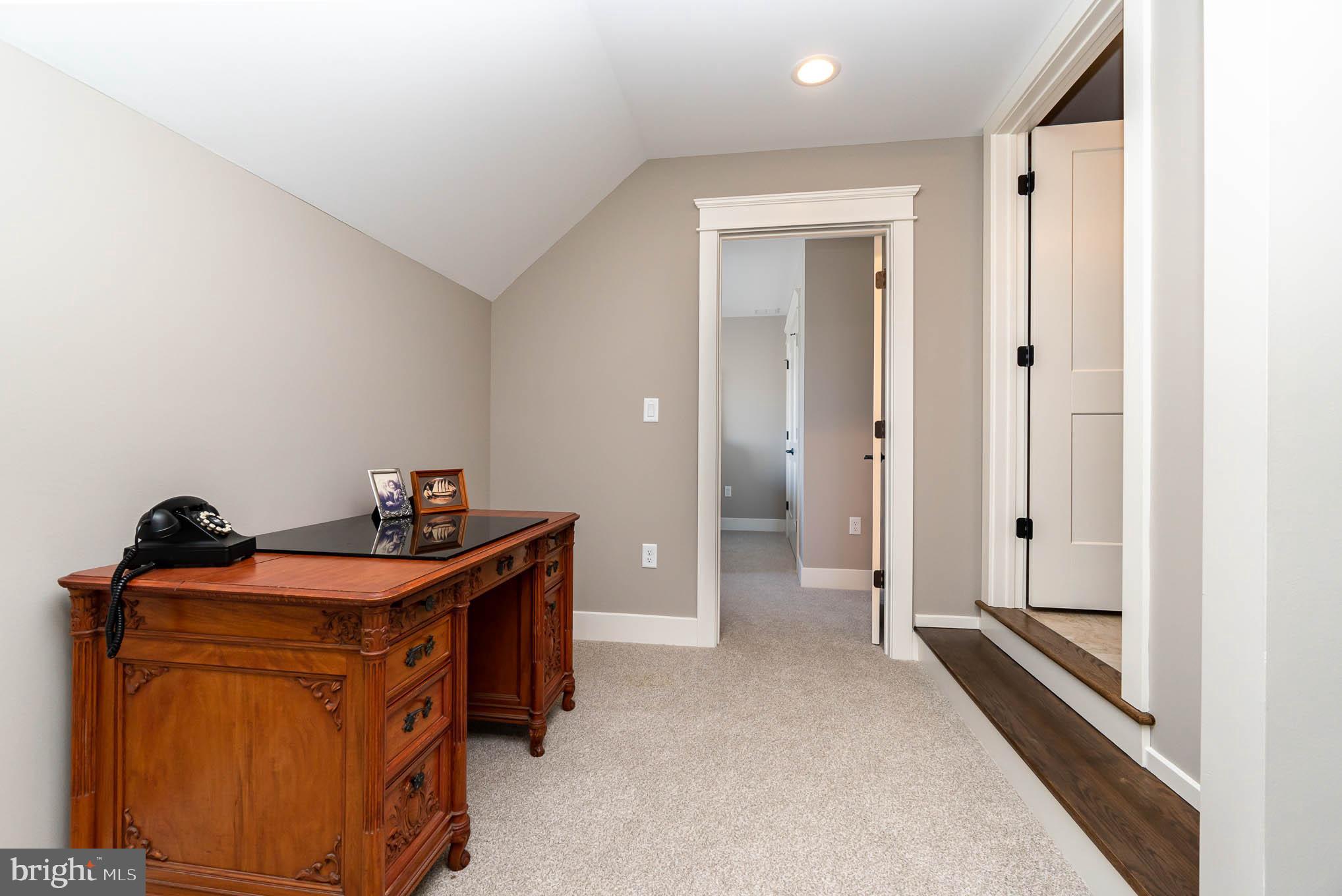 STONEHILL FARM - Residential