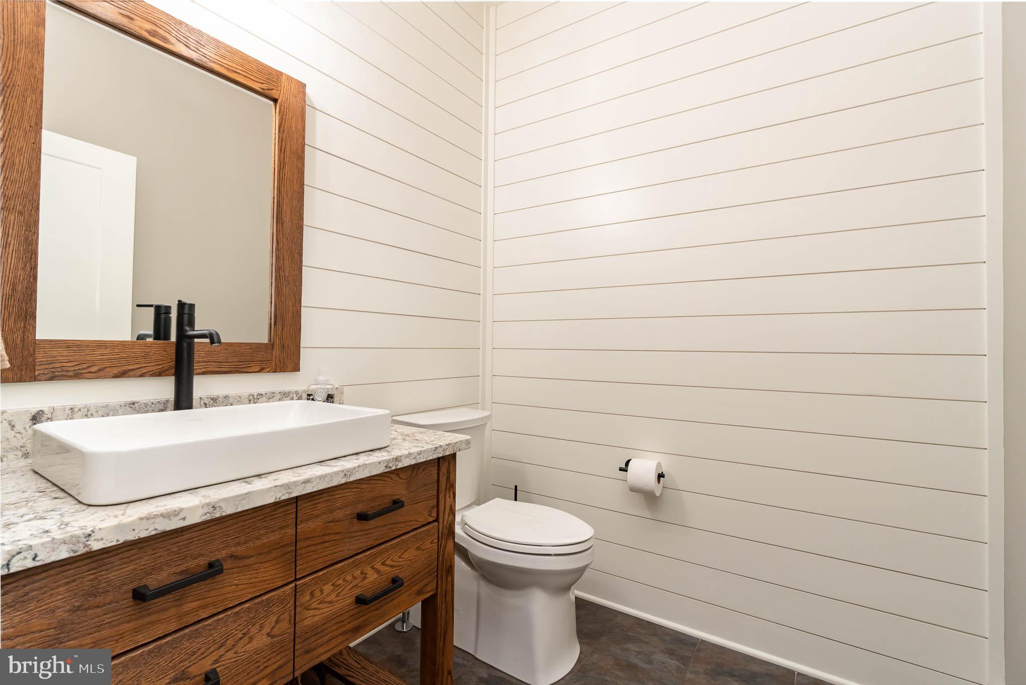 STONEHILL FARM - Residential