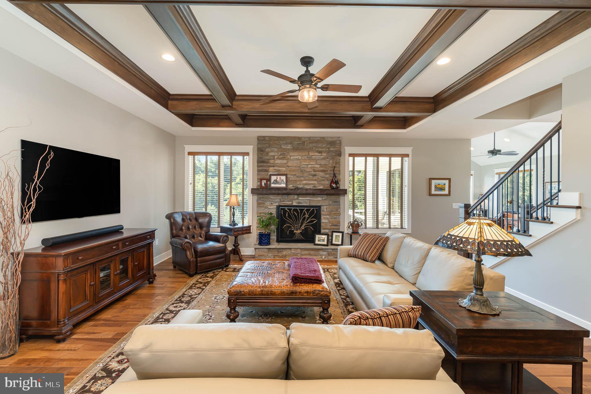 STONEHILL FARM - Residential