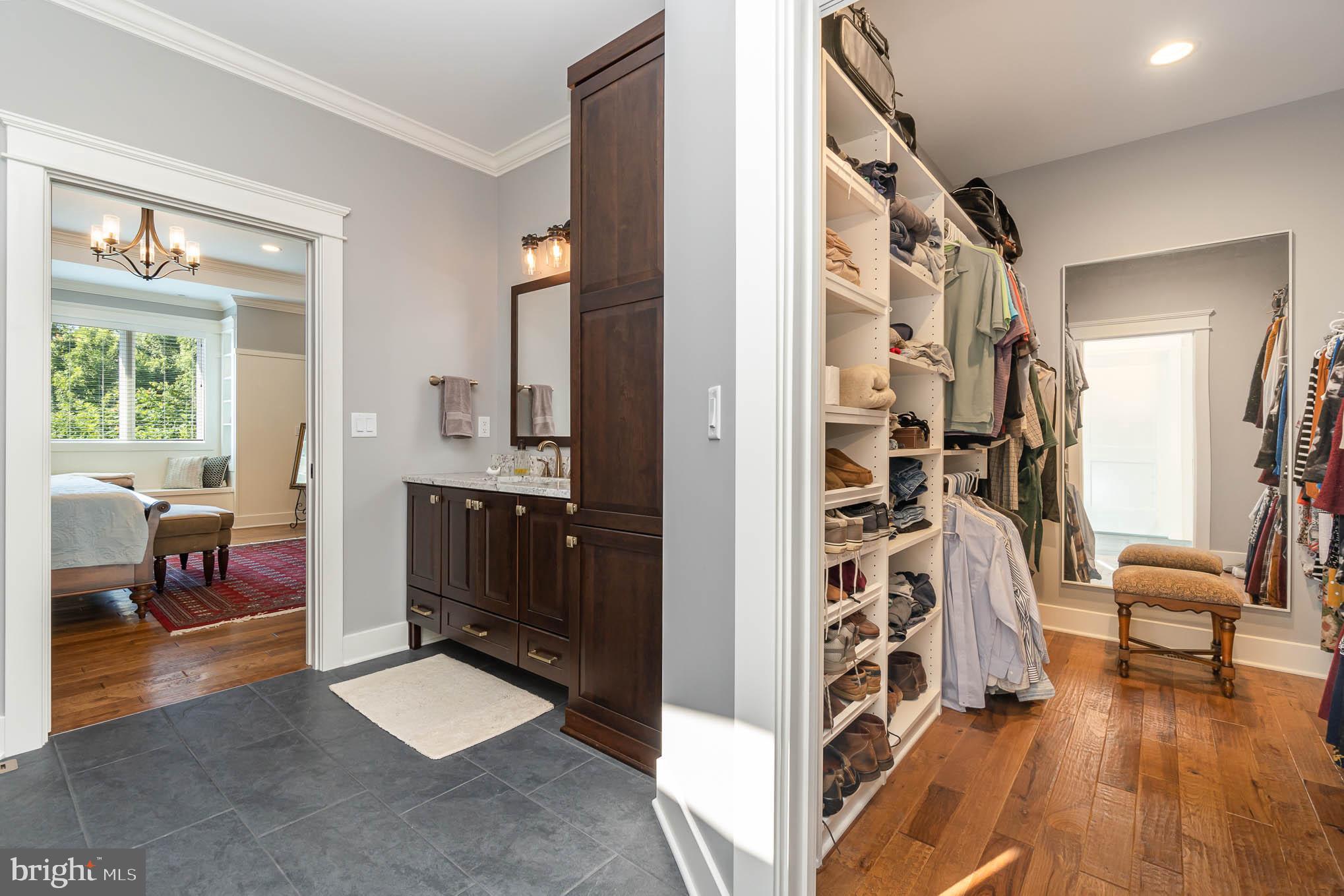 STONEHILL FARM - Residential