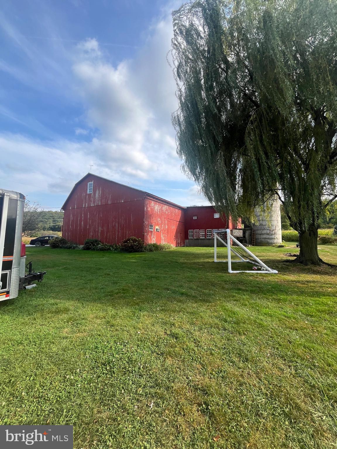 NEW HOLLAND - Residential