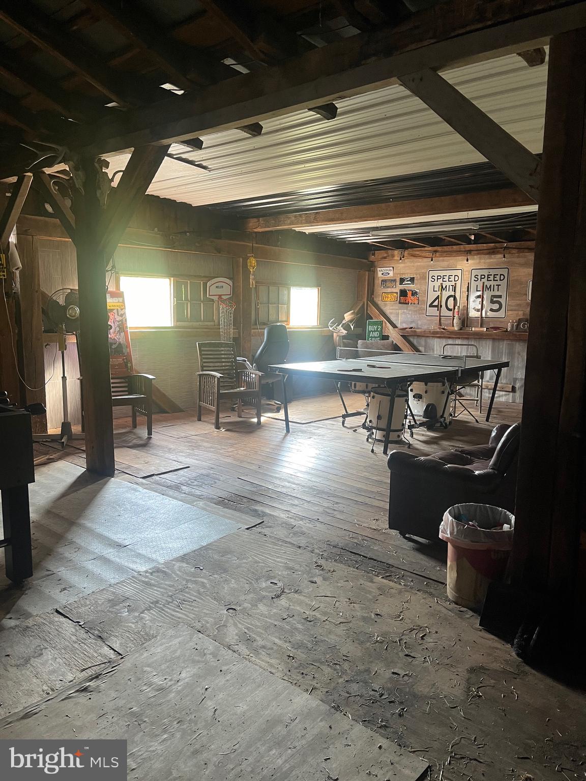 NEW HOLLAND - Residential