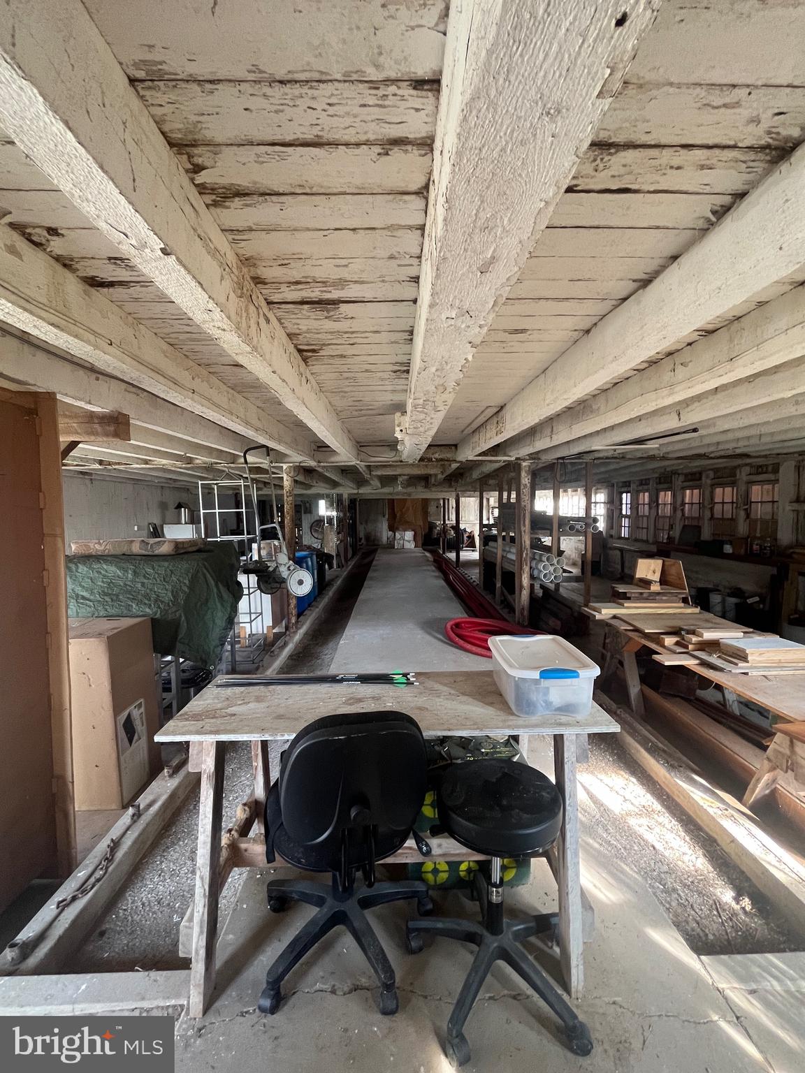 NEW HOLLAND - Residential