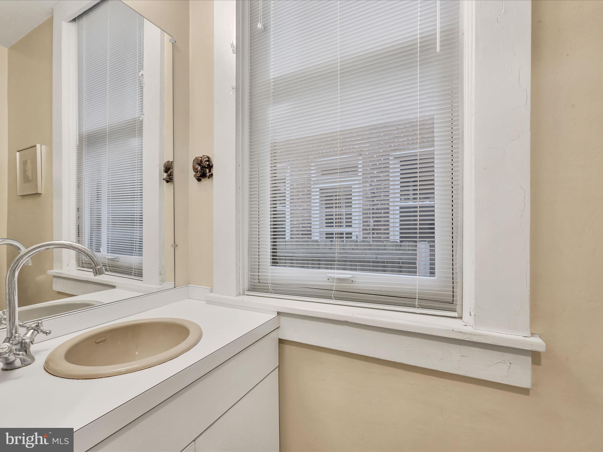 LANCASTER - Residential