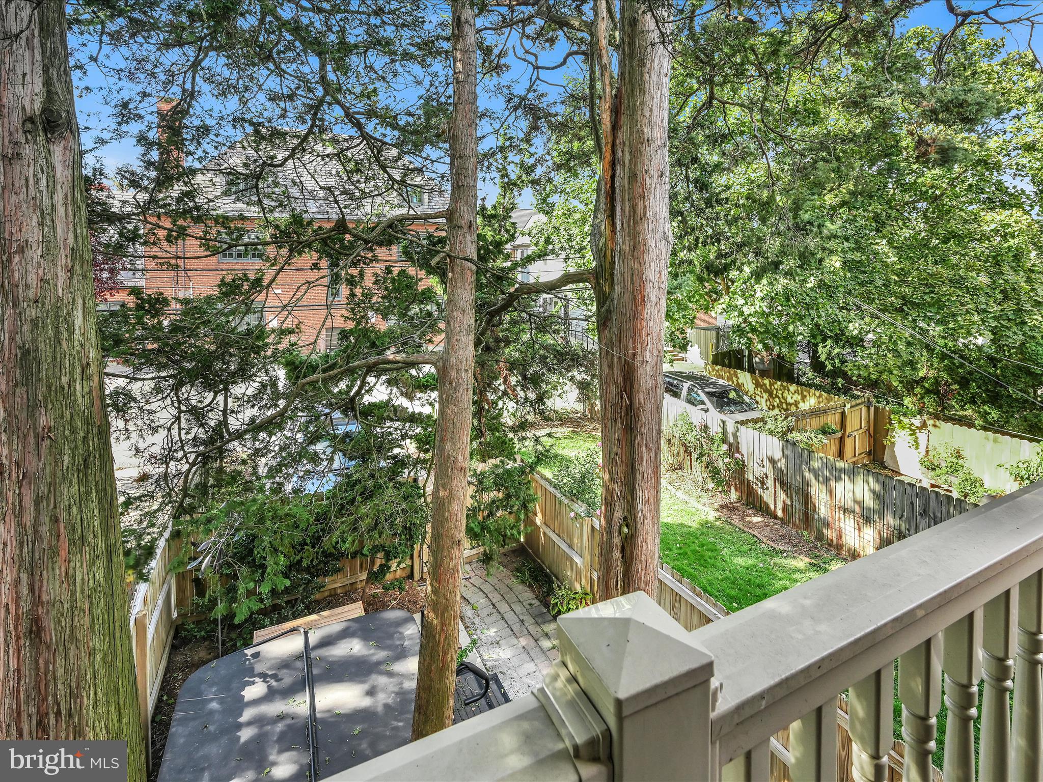 LANCASTER - Residential