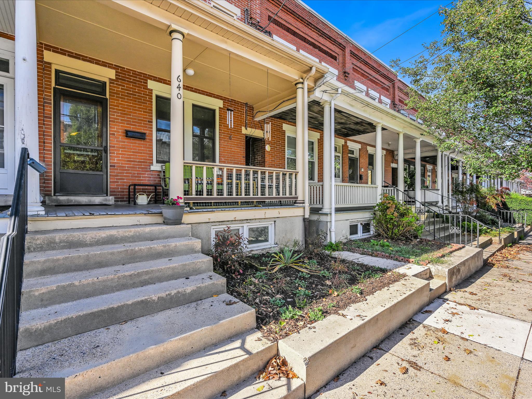 LANCASTER - Residential