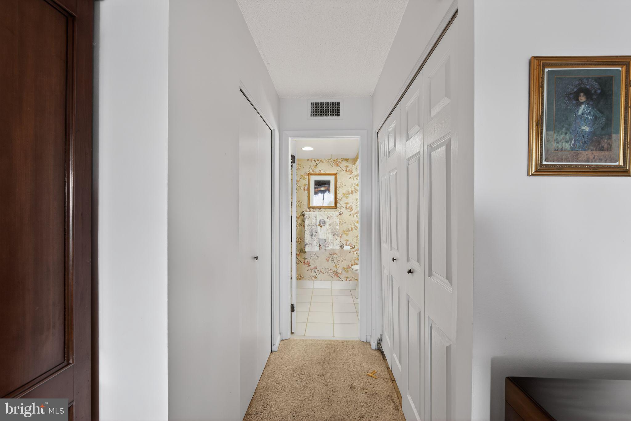 VALLEY FORGE TOWER - Residential