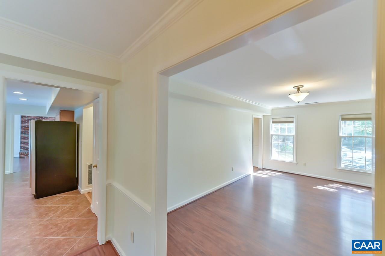 UNKNOWN - Residential Lease