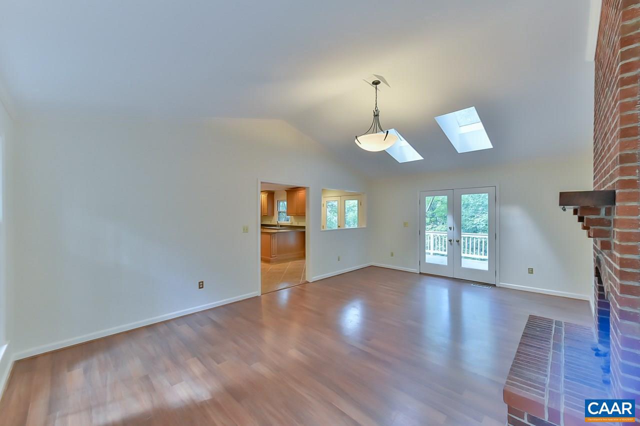 UNKNOWN - Residential Lease