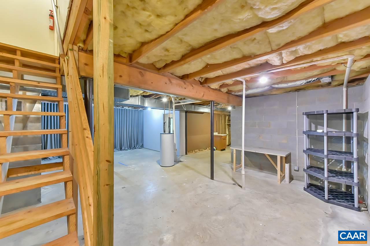 UNKNOWN - Residential Lease