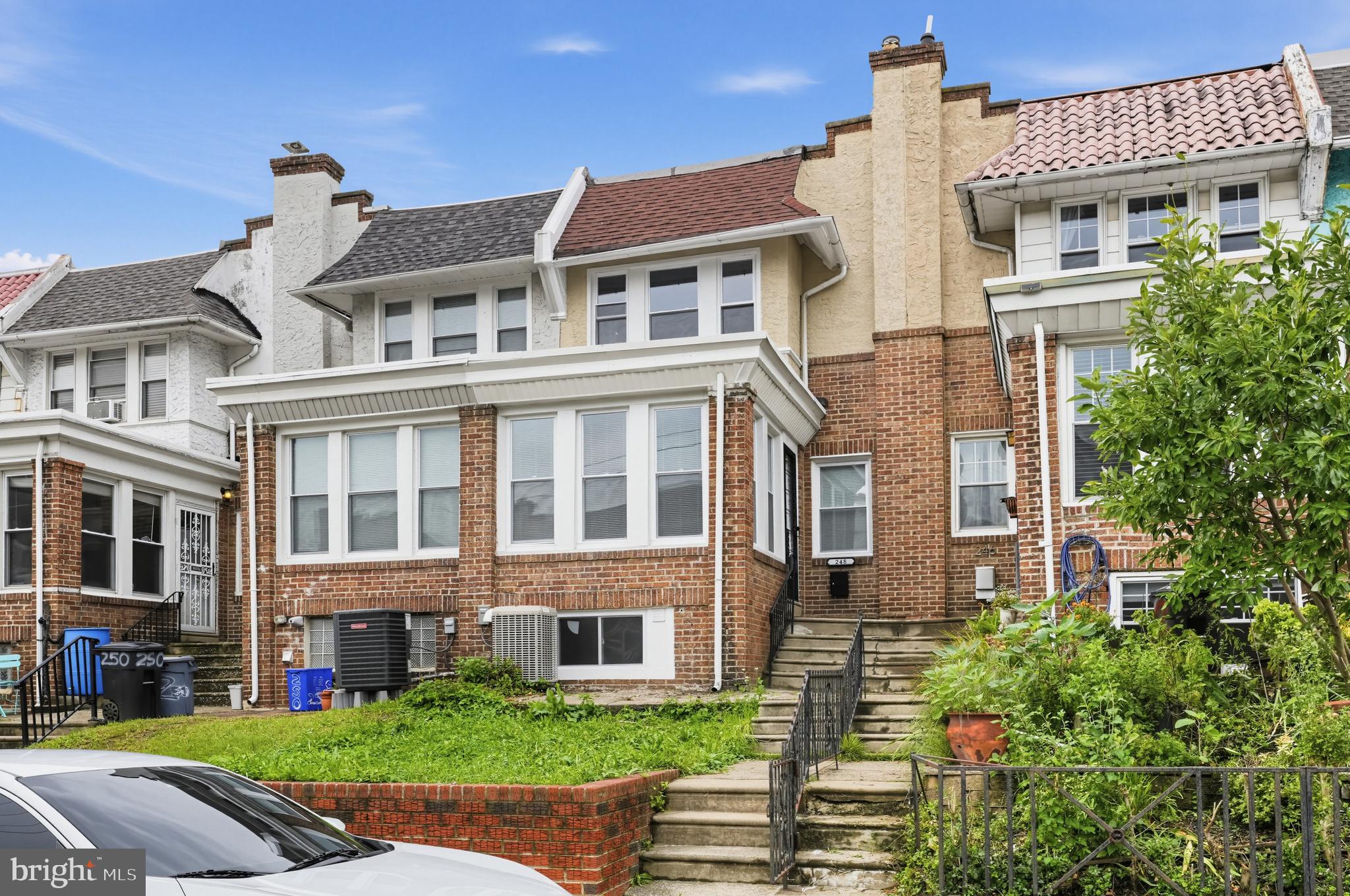 248 S SAINT BERNARD STREET