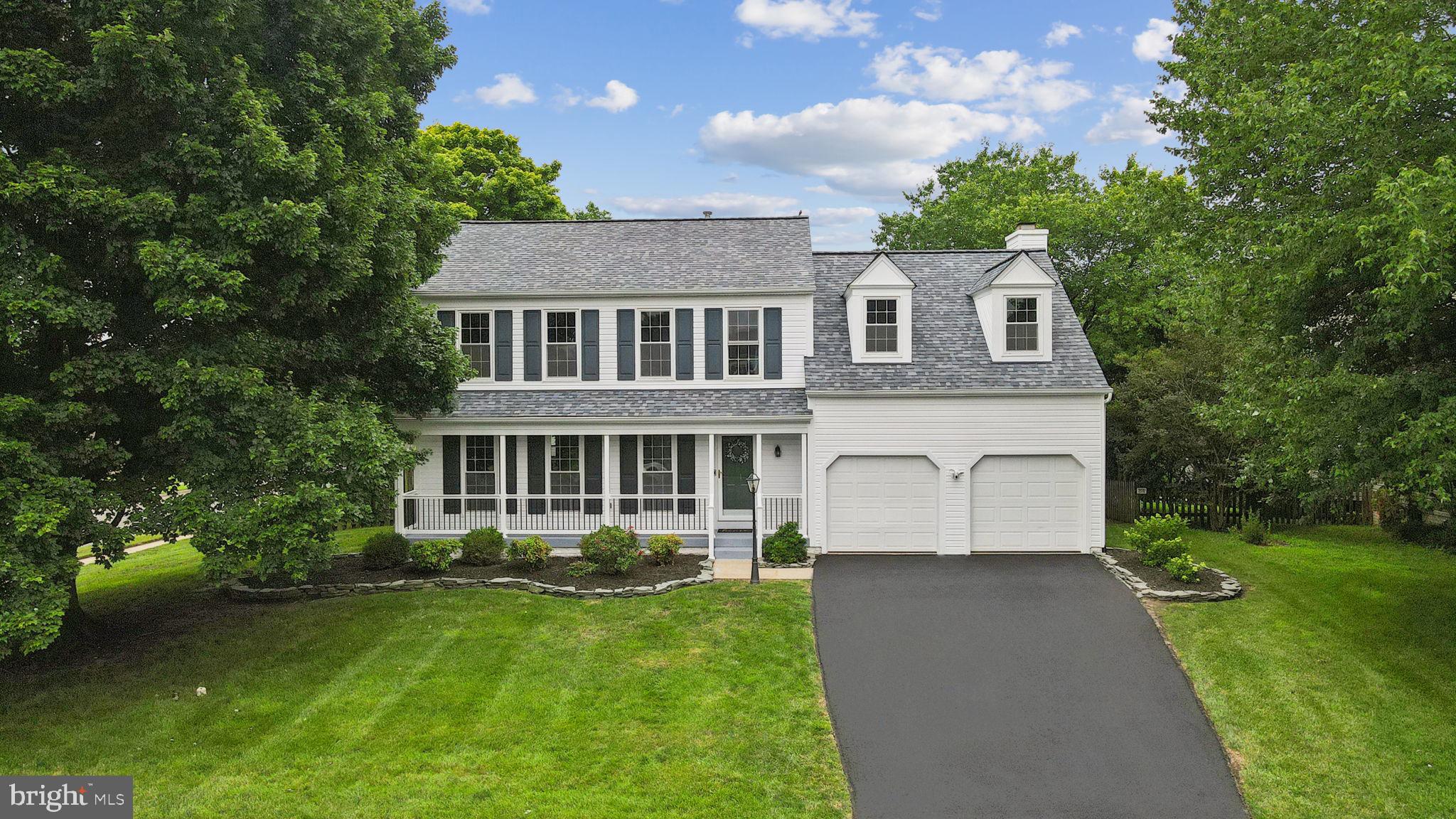 HAMPTON OAKS - Residential