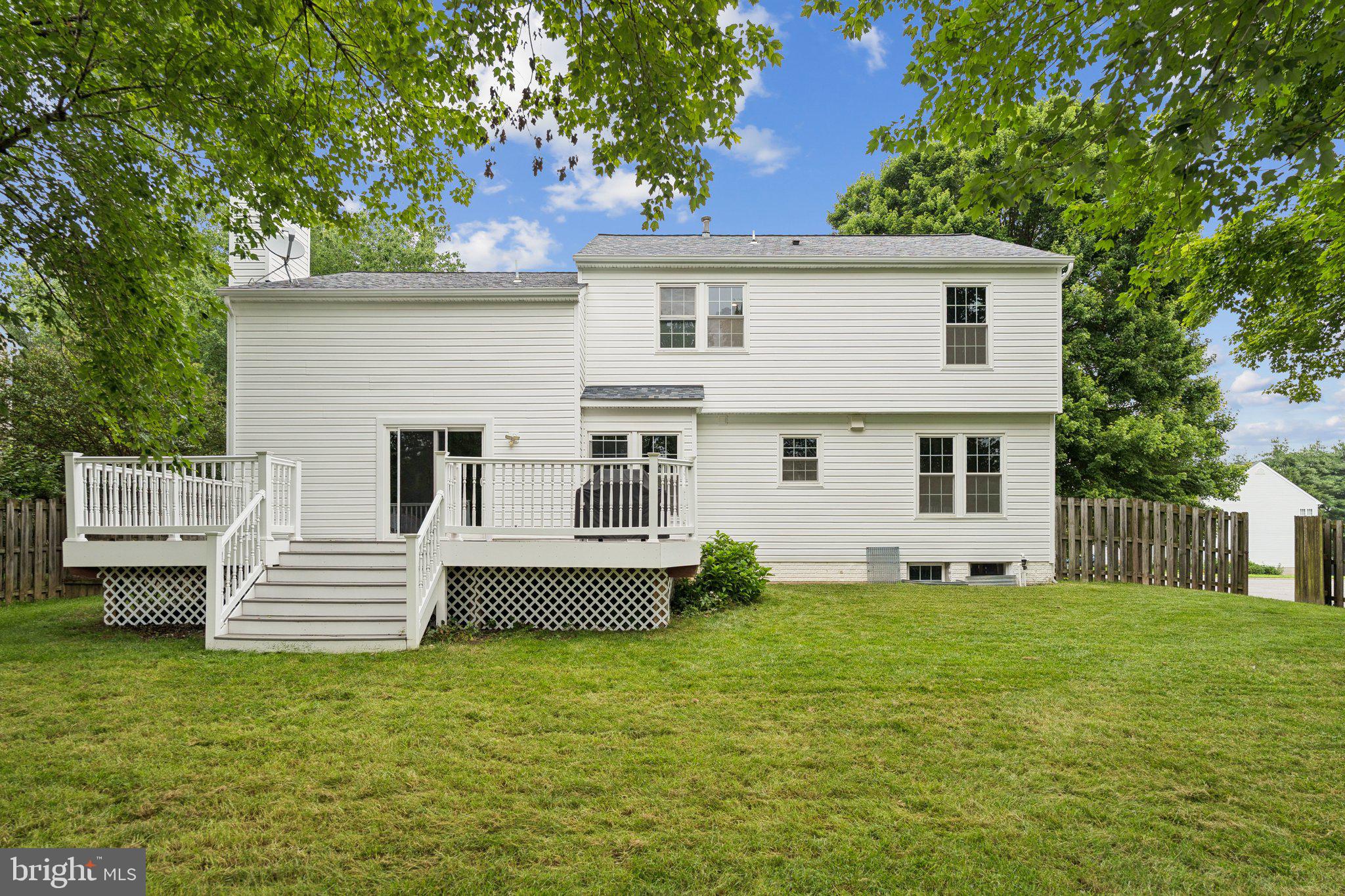 HAMPTON OAKS - Residential