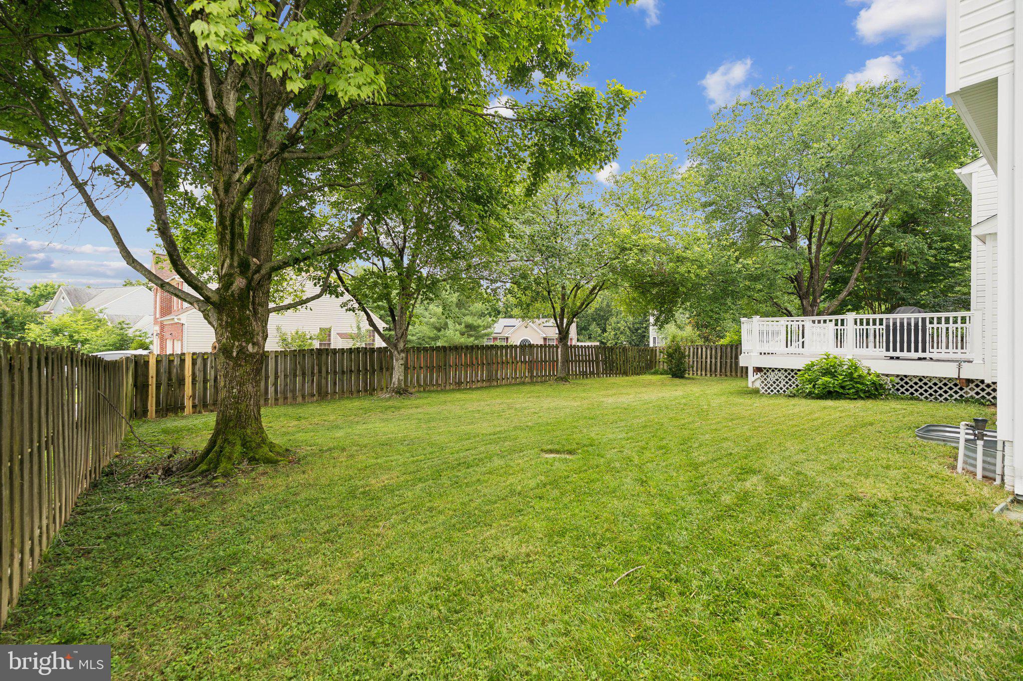 HAMPTON OAKS - Residential