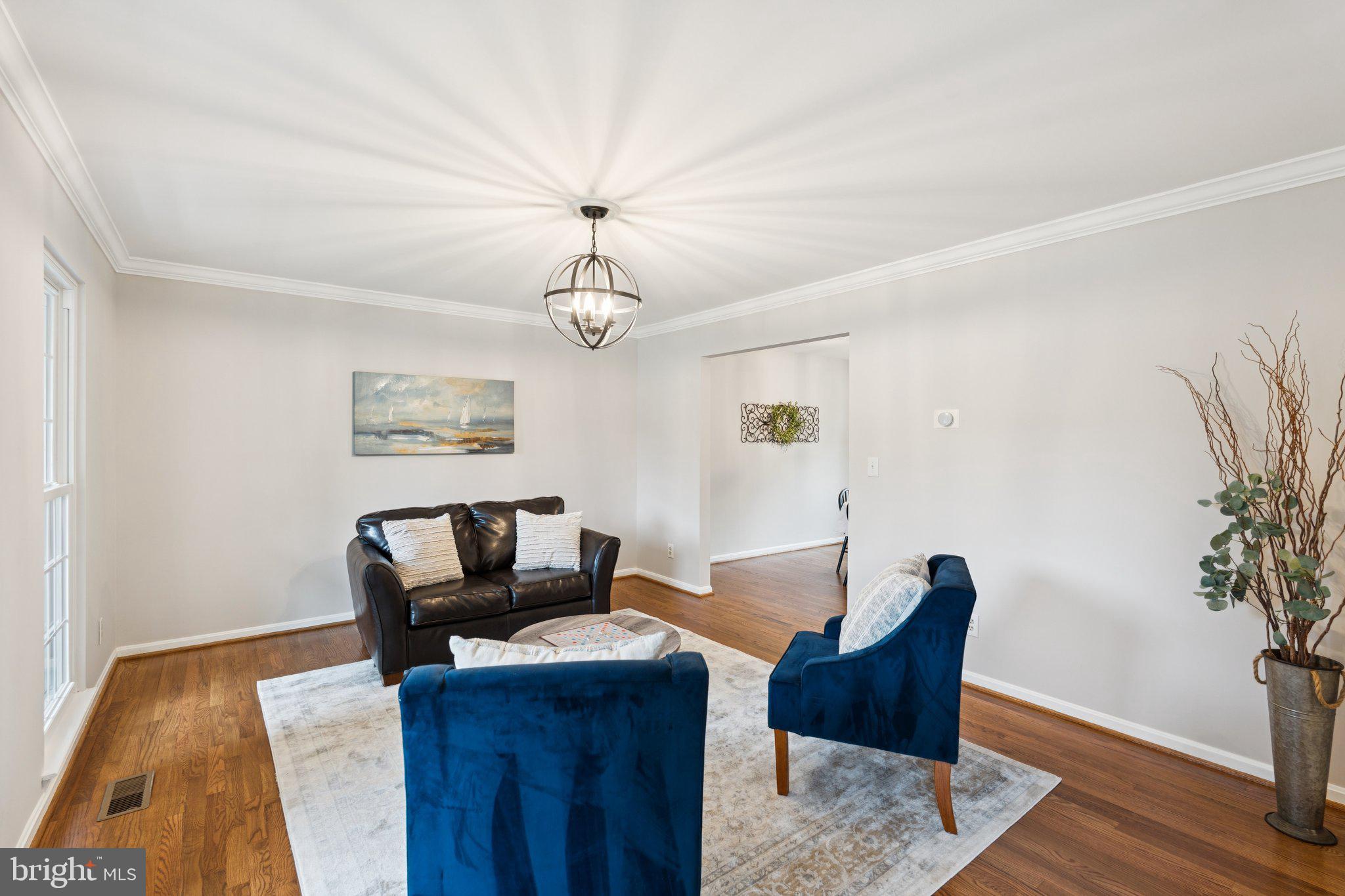 HAMPTON OAKS - Residential