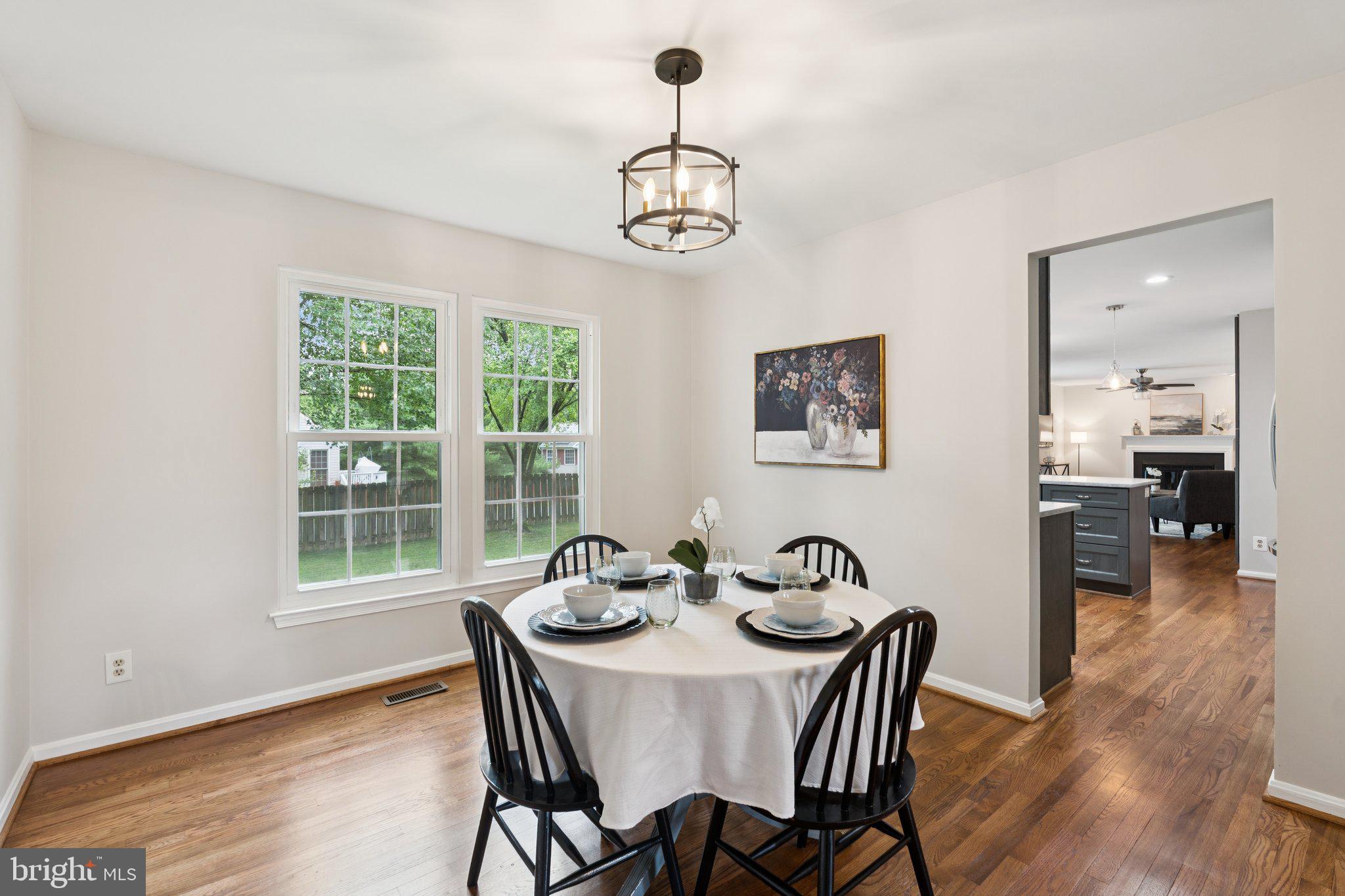 HAMPTON OAKS - Residential