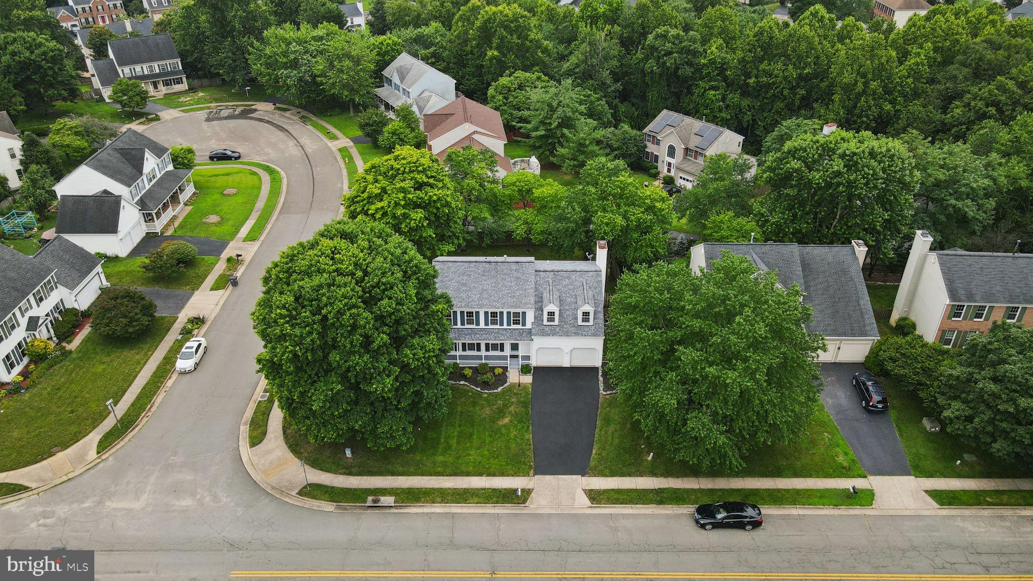 HAMPTON OAKS - Residential