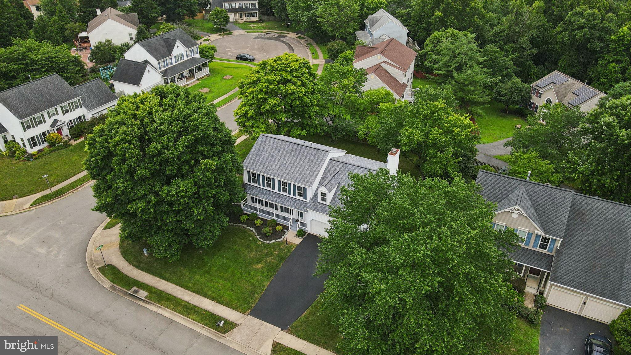 HAMPTON OAKS - Residential