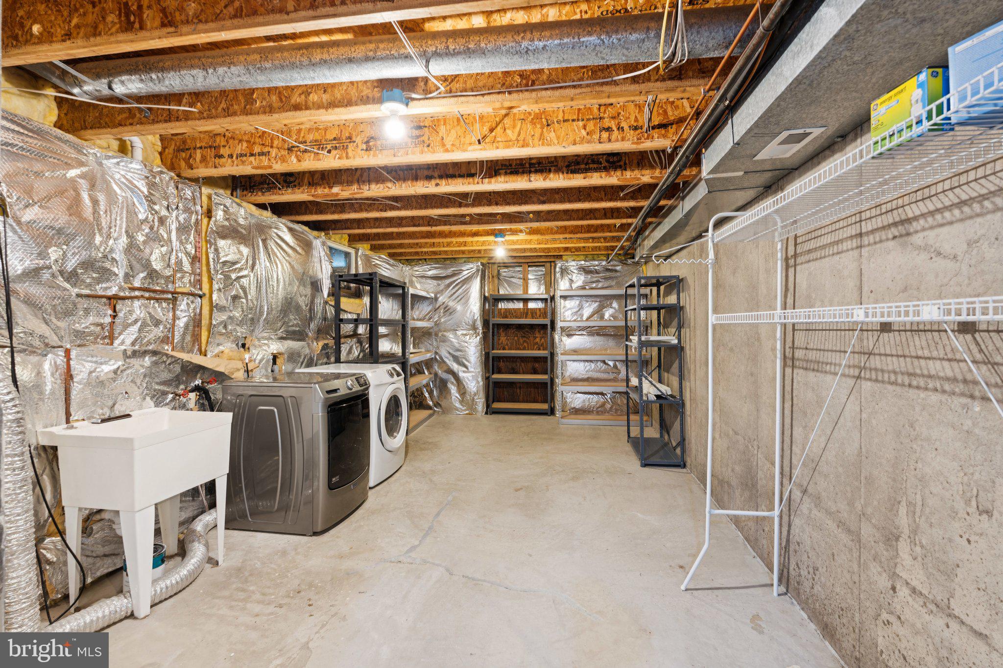 HAMPTON OAKS - Residential