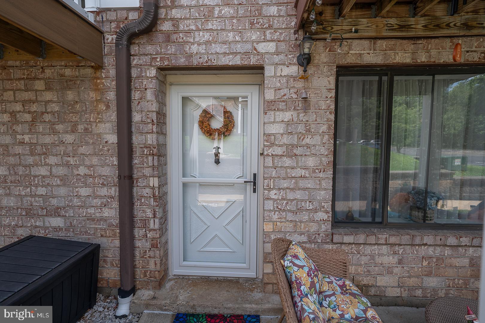 7105 HILLTOP DRIVE 77