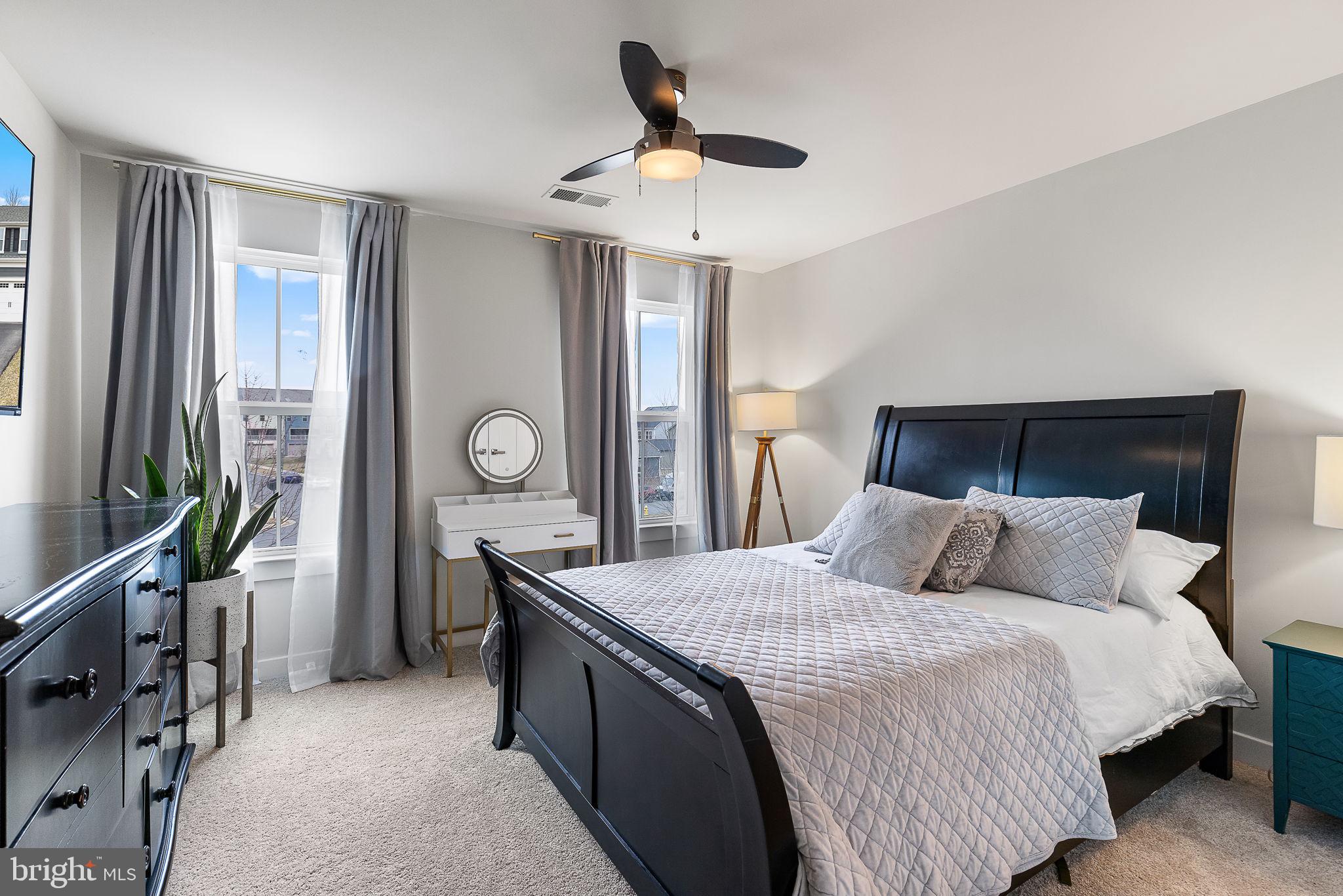 POTOMAC SHORES - Residential