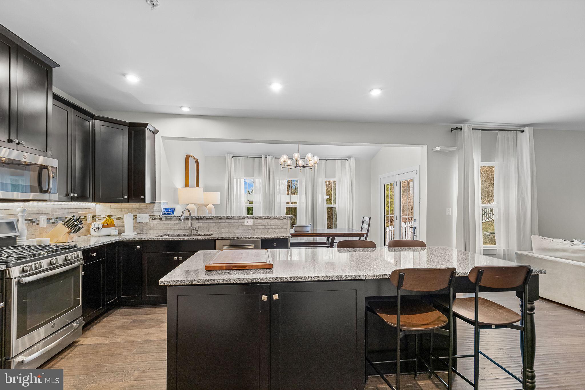 POTOMAC SHORES - Residential